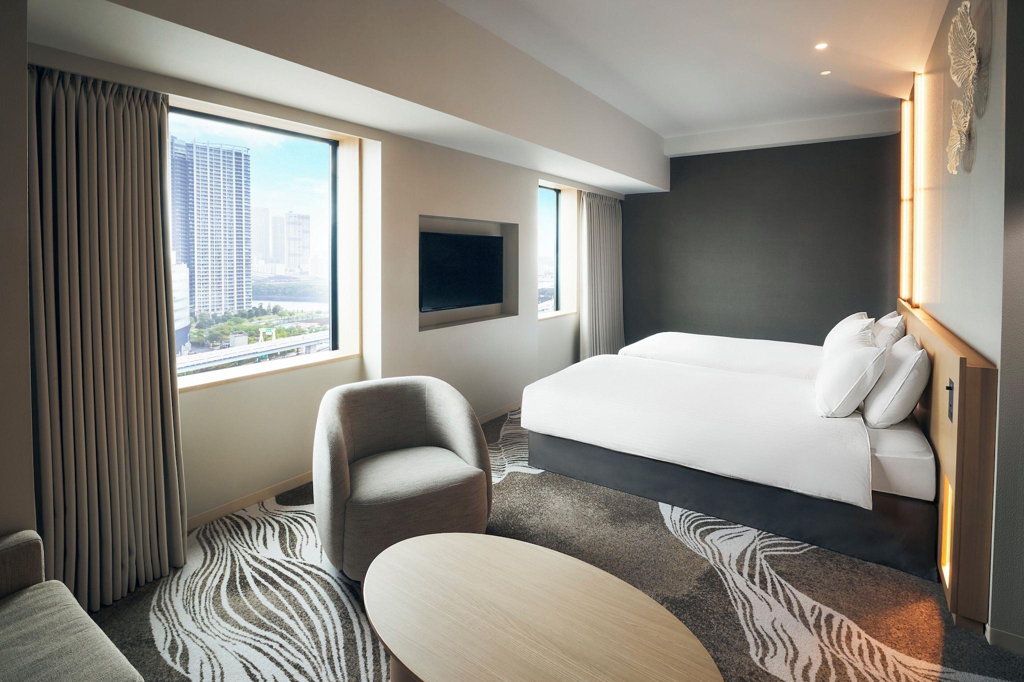 Twin Deluxe Two Beds