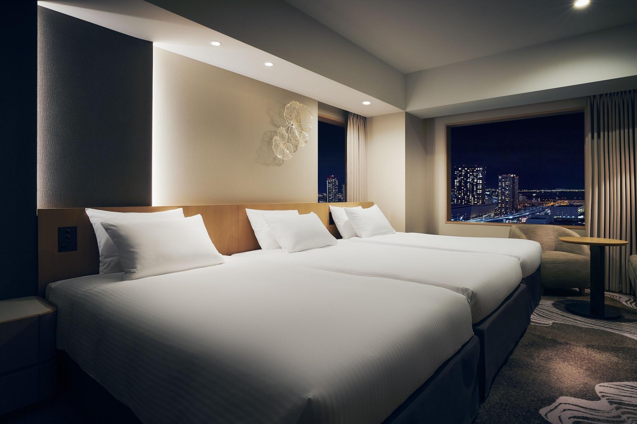 Twin Deluxe Two Beds