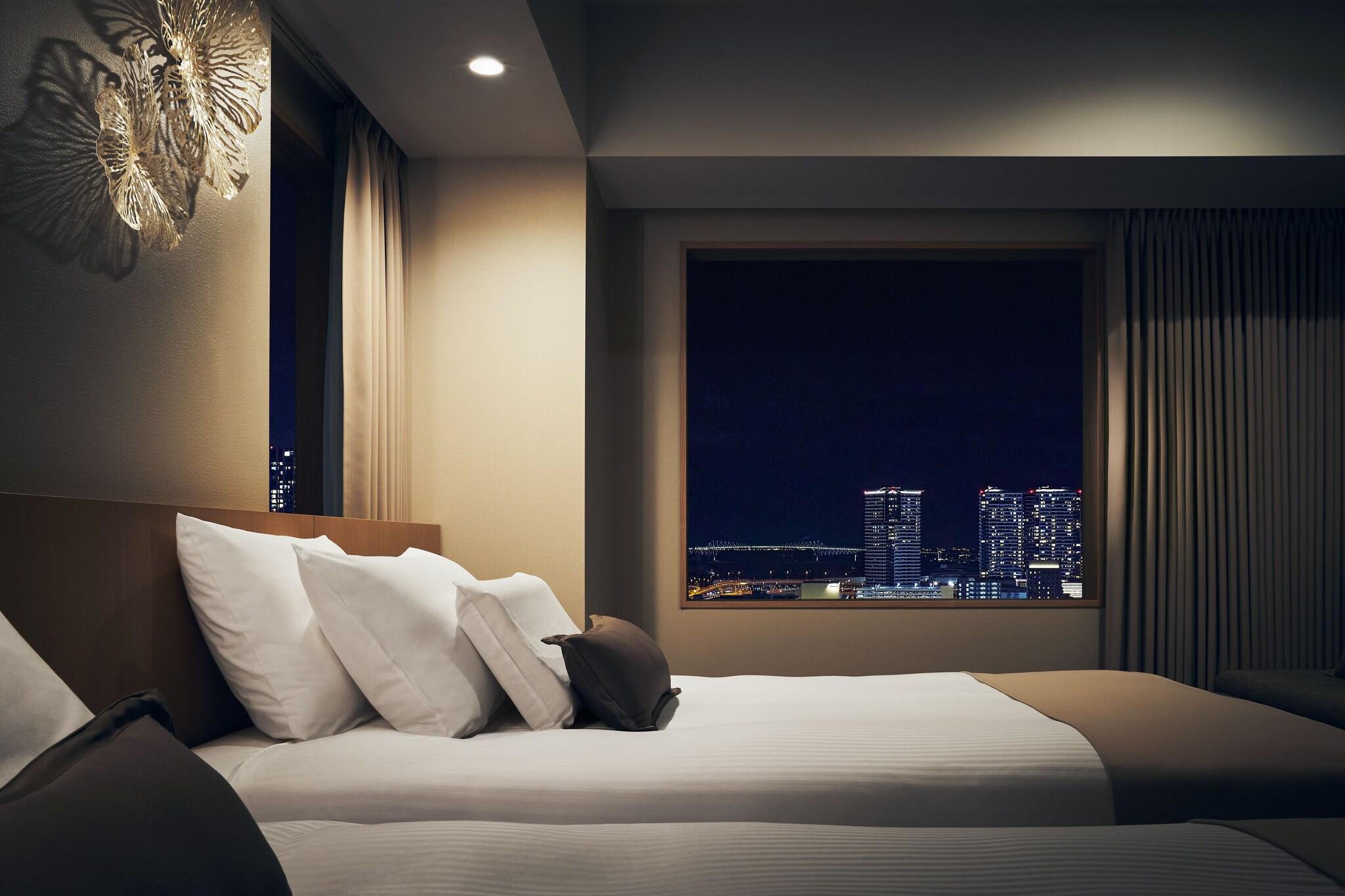 Twin Deluxe Two Beds