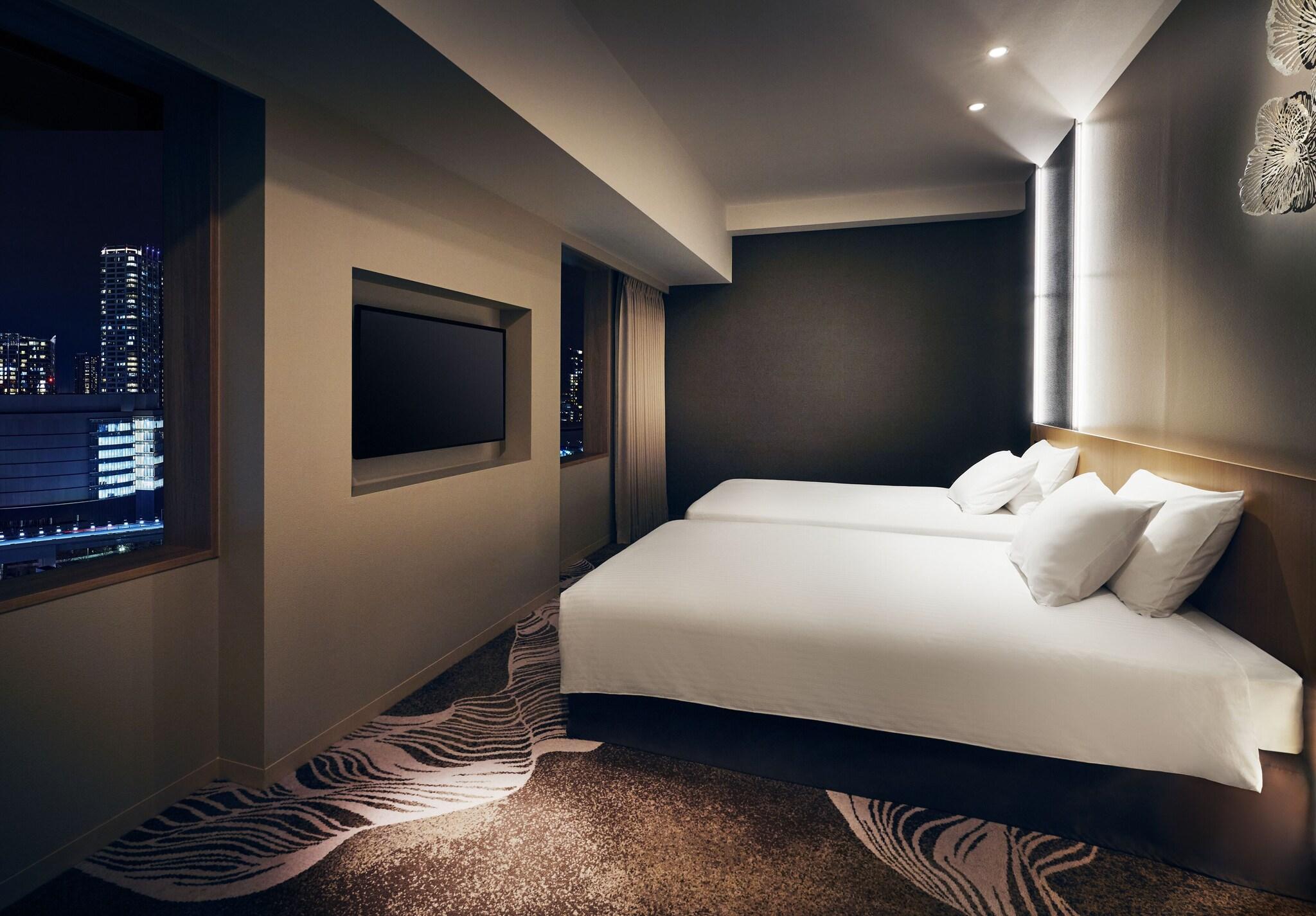 Twin Deluxe Two Beds