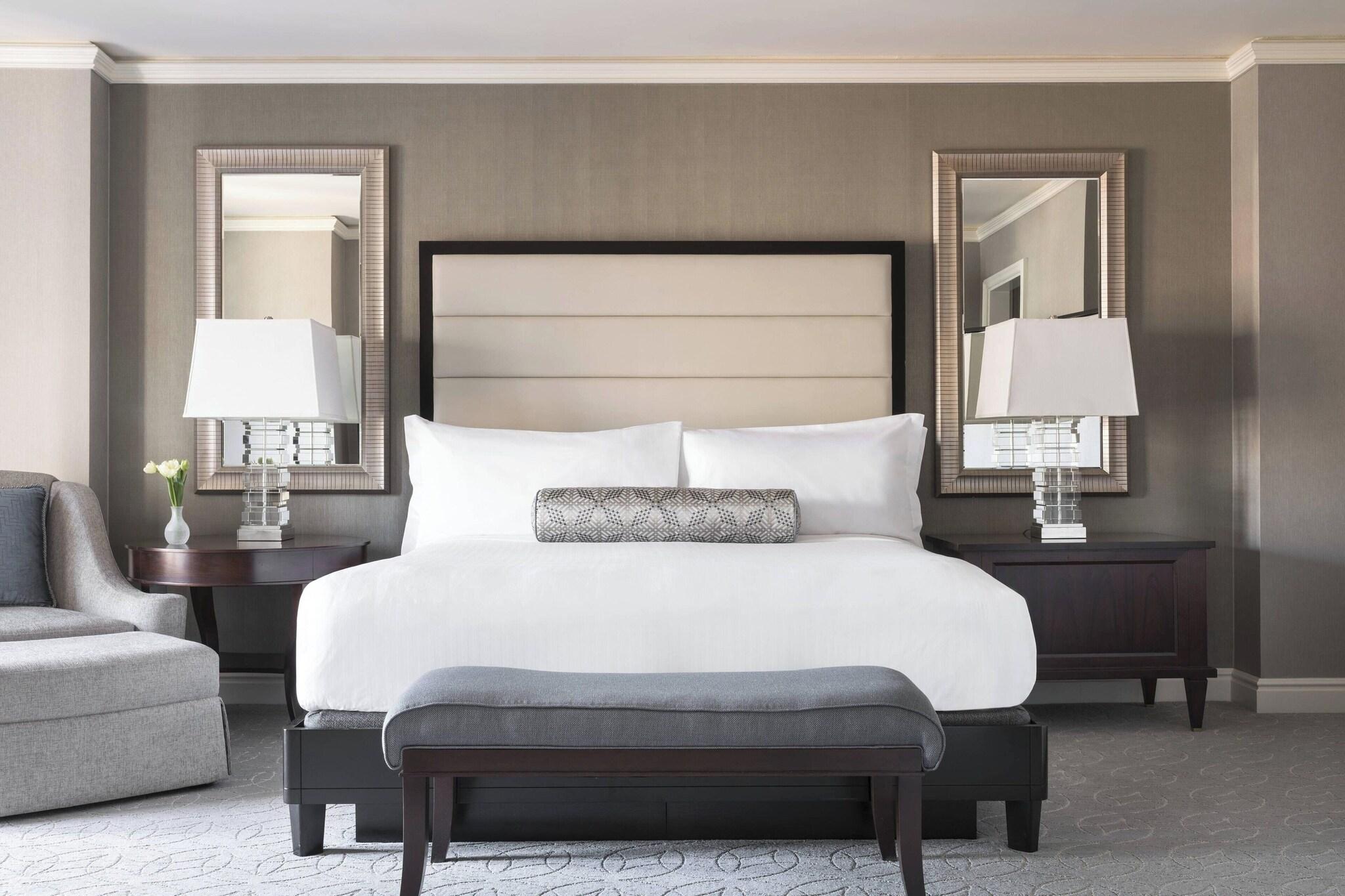 Double Club King Bed