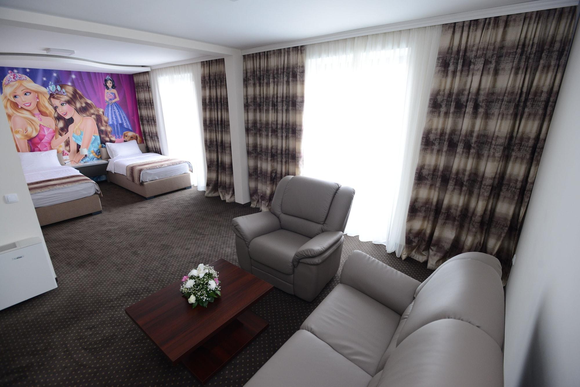 Family Room Standard