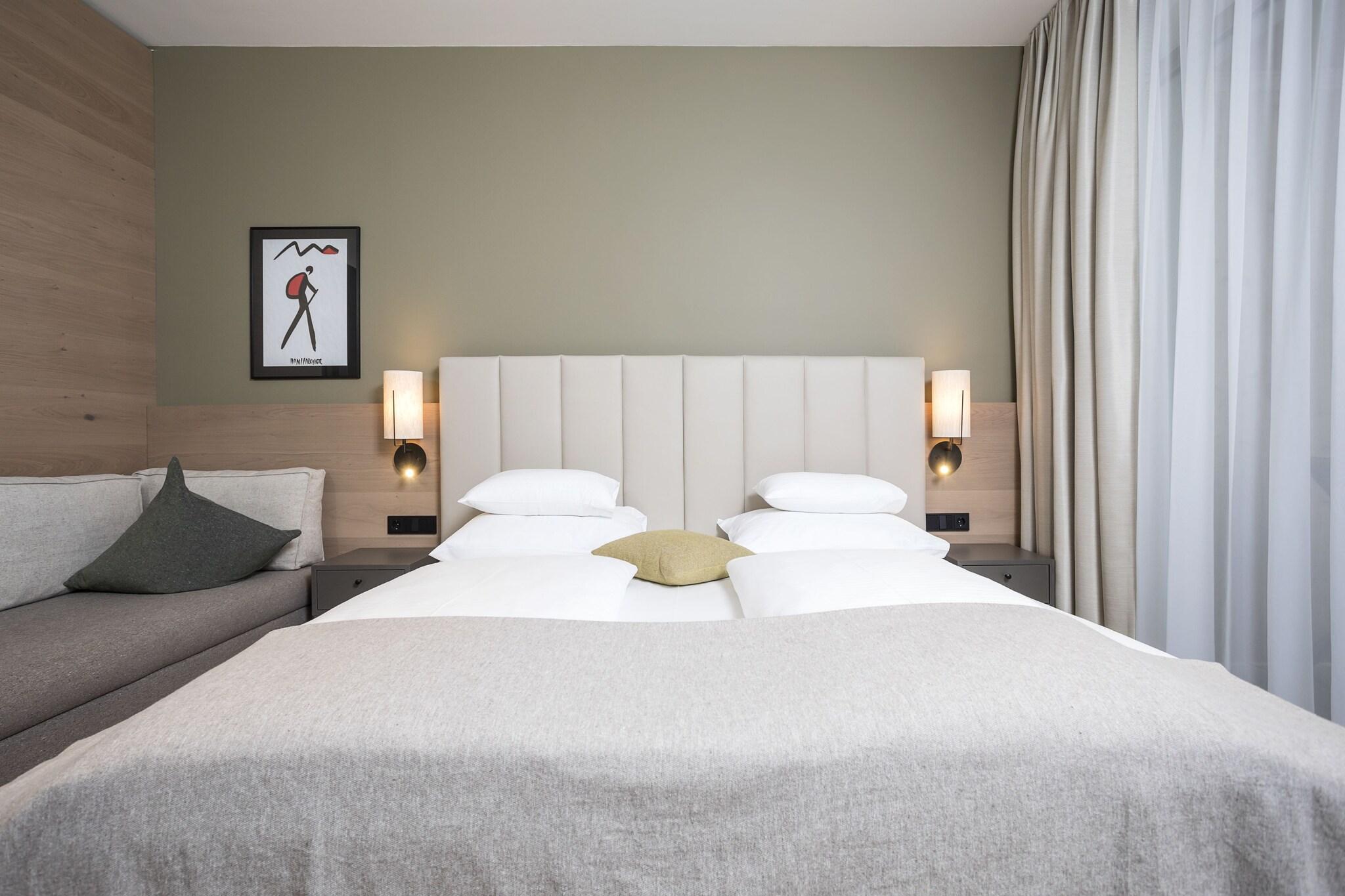 Double Superior Mountain View