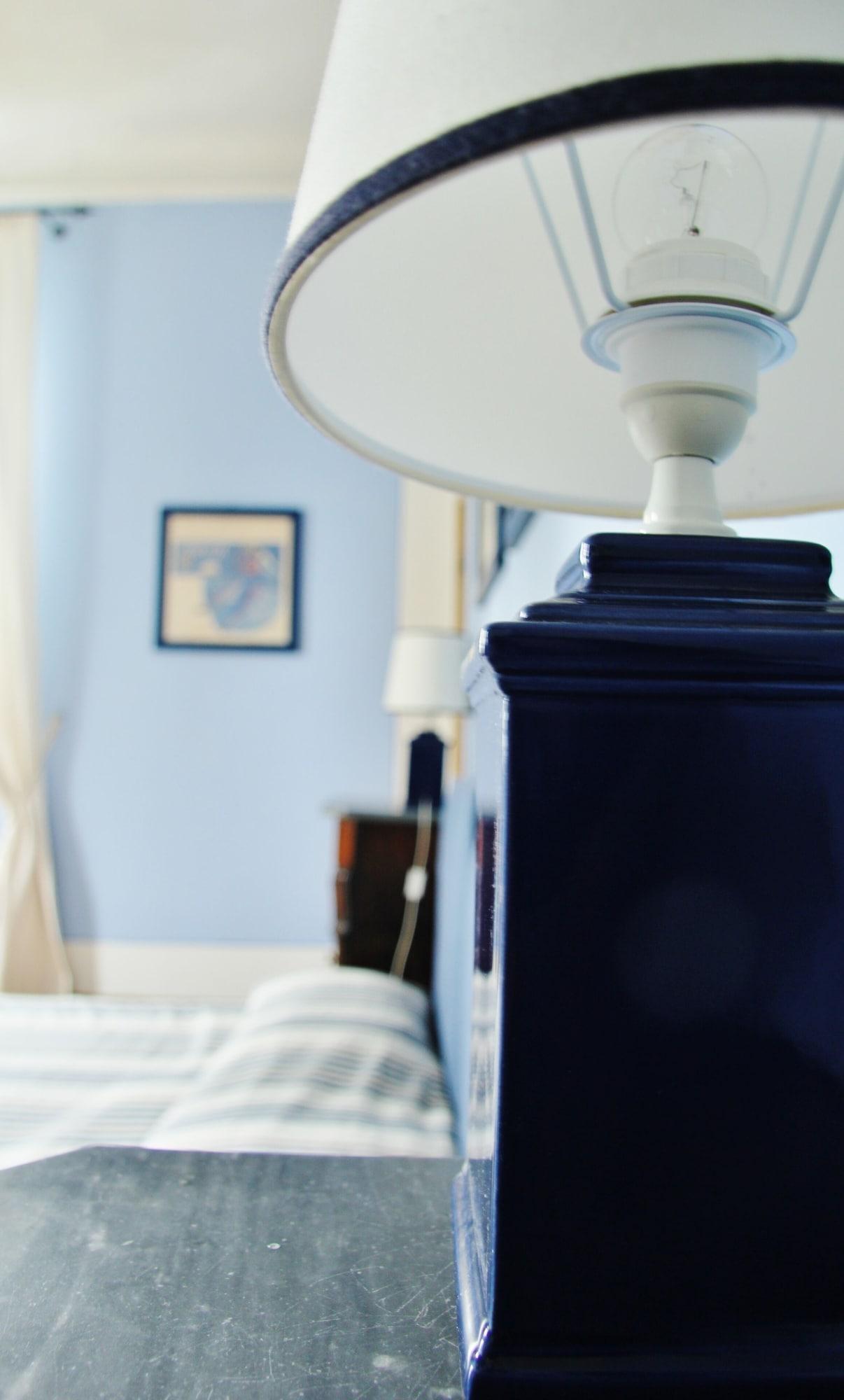 Double Queen Size Bed