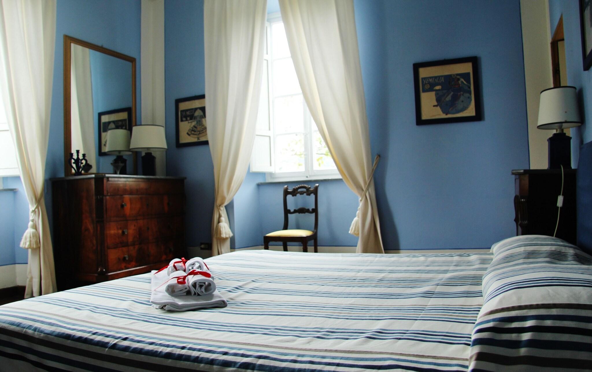 Double Queen Size Bed