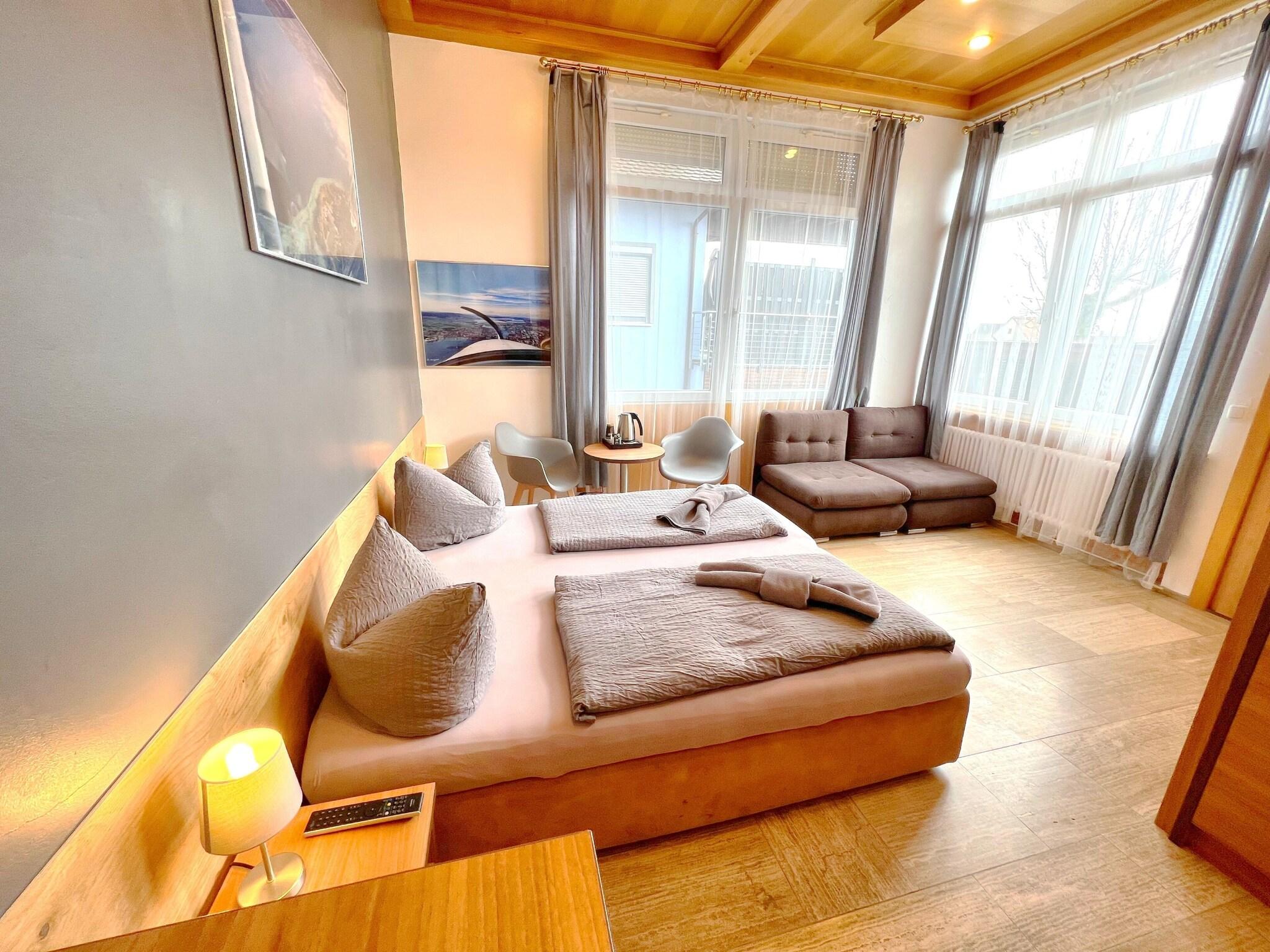 Family Room Queen Size Bed