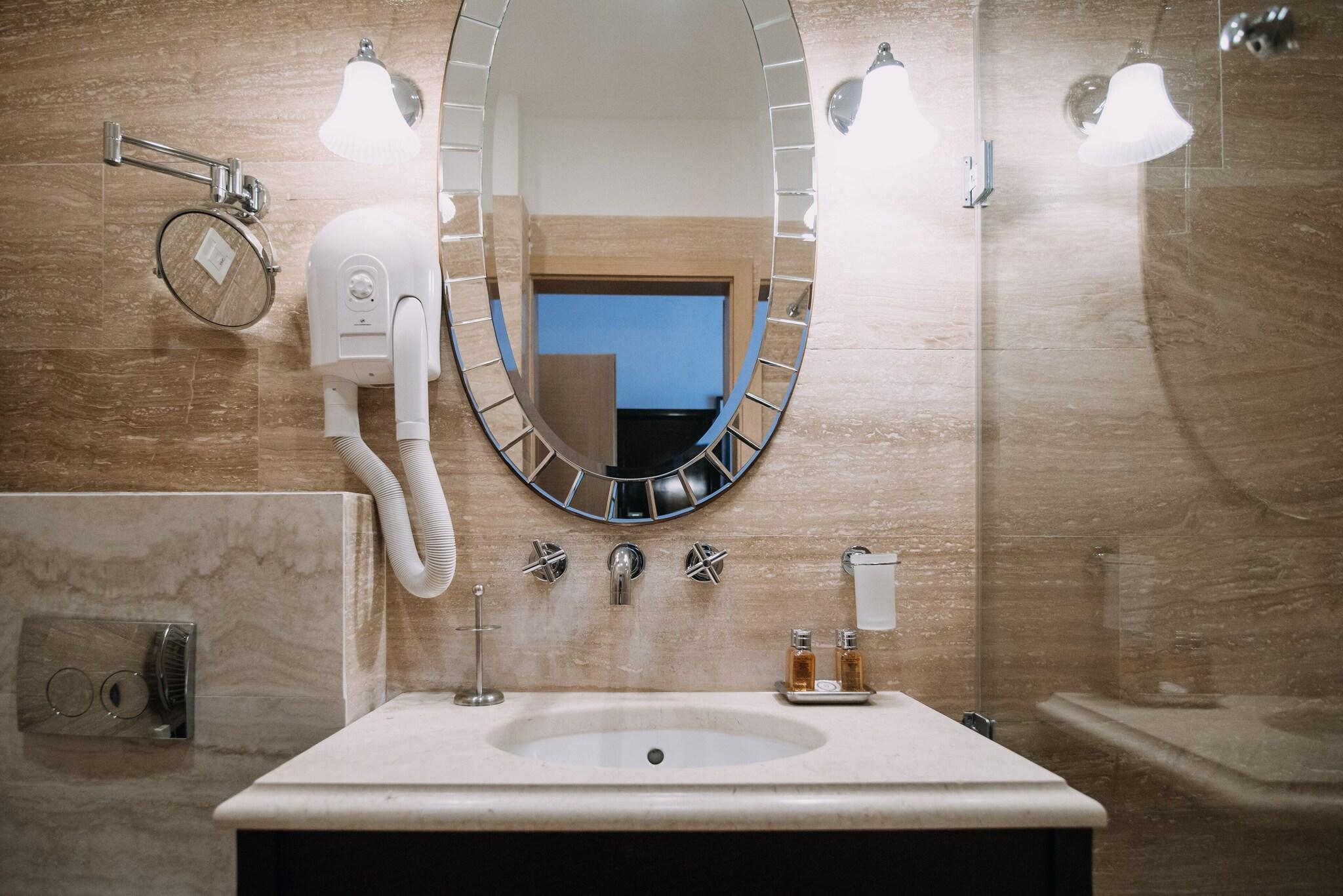 Double Superior Pool View