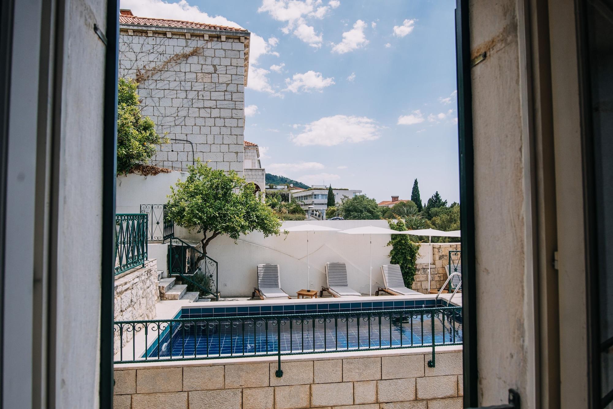 Double Superior Pool View