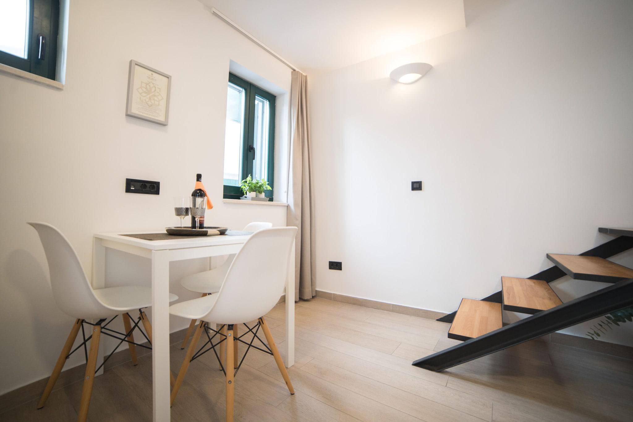 Double Deluxe City View King Bed