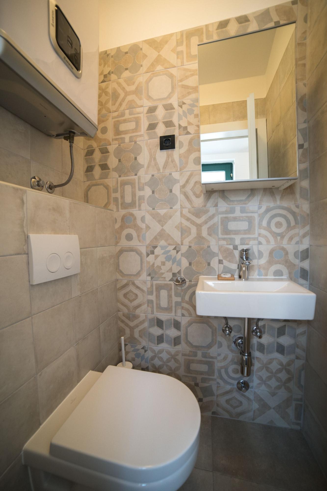 Double Deluxe City View King Bed