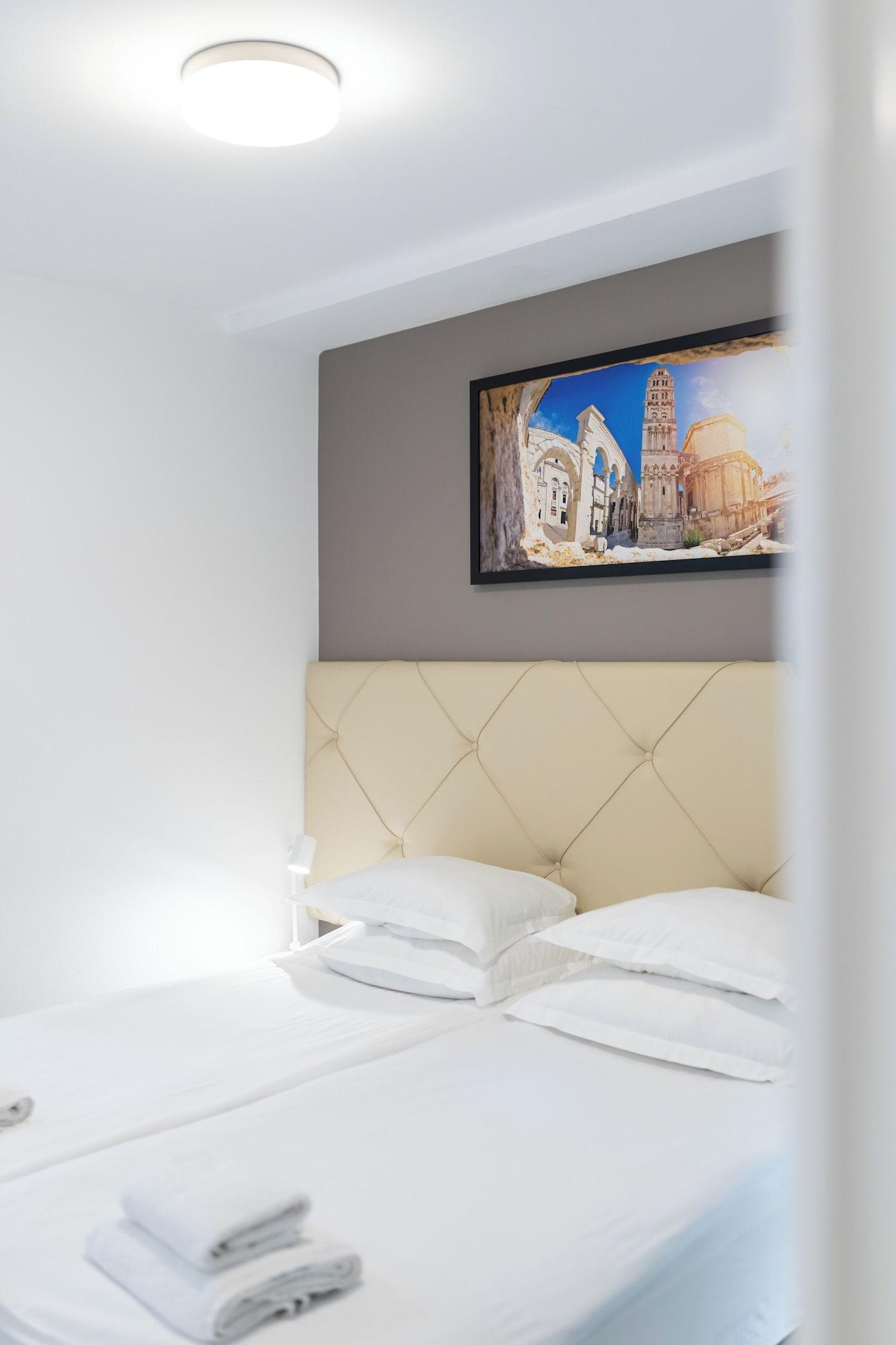 Studio King Size Bed