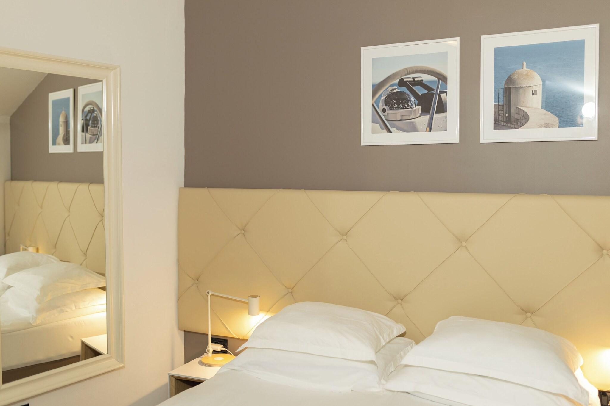 Studio King Size Bed