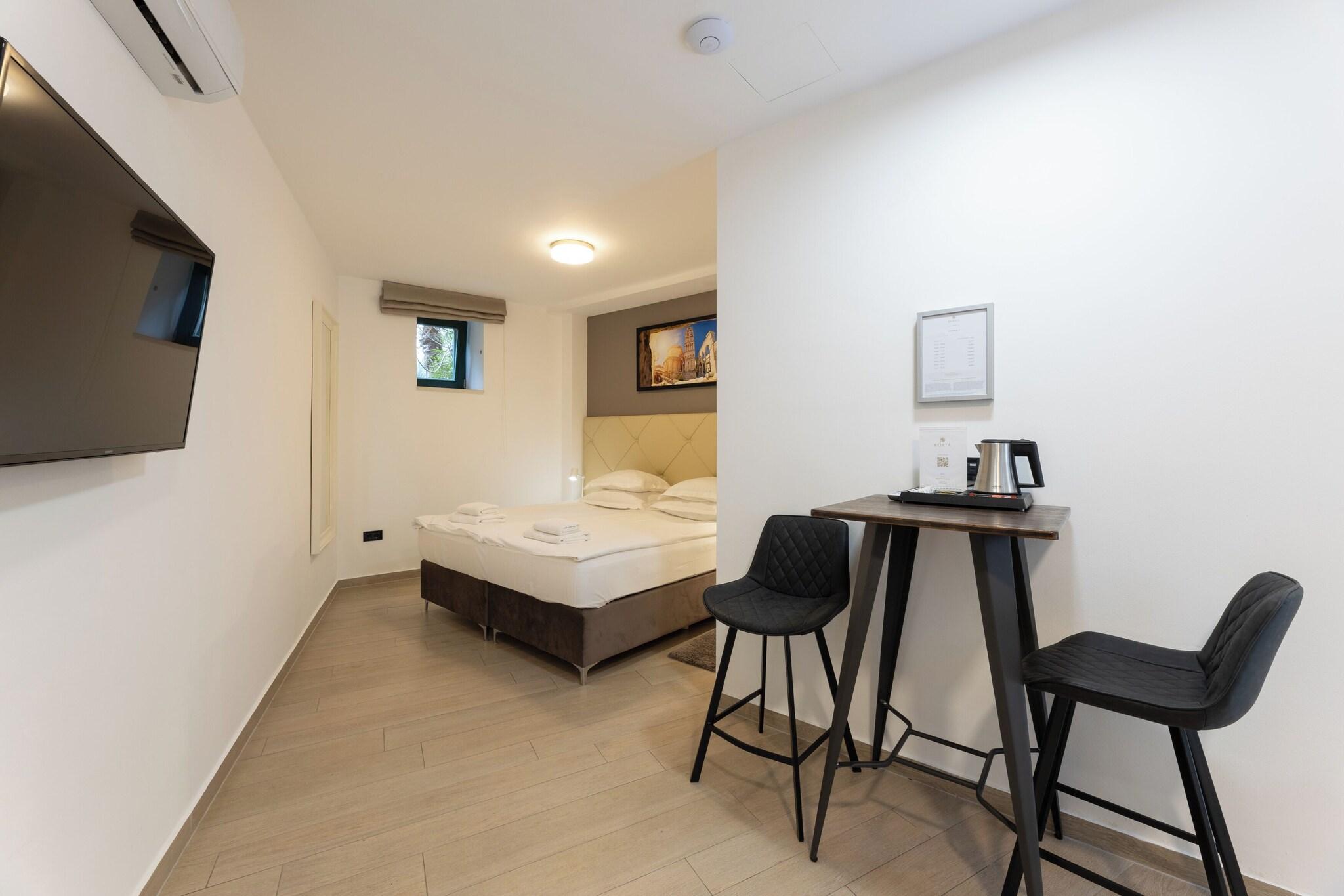 Studio King Size Bed