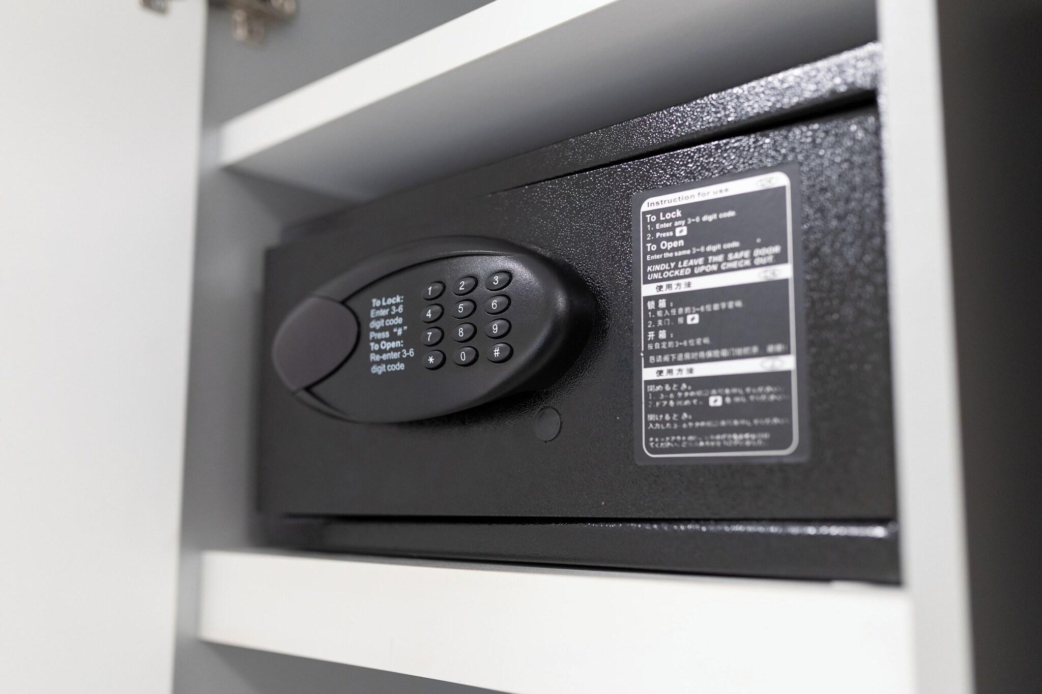 Studio King Size Bed