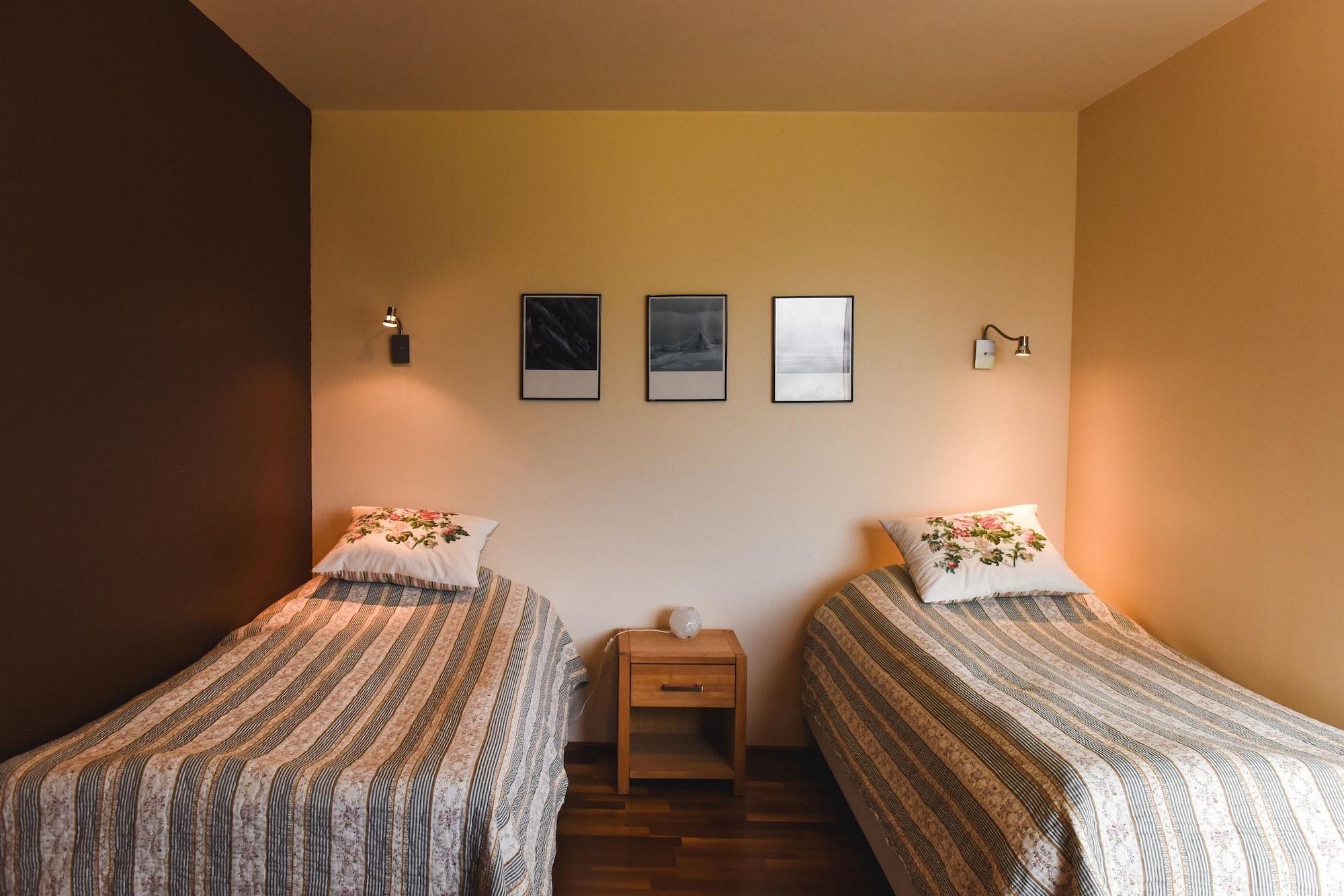 Double or Twin Comfort