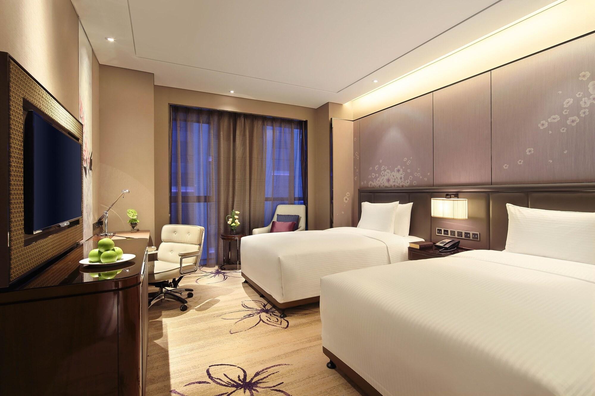 Twin Deluxe Executive