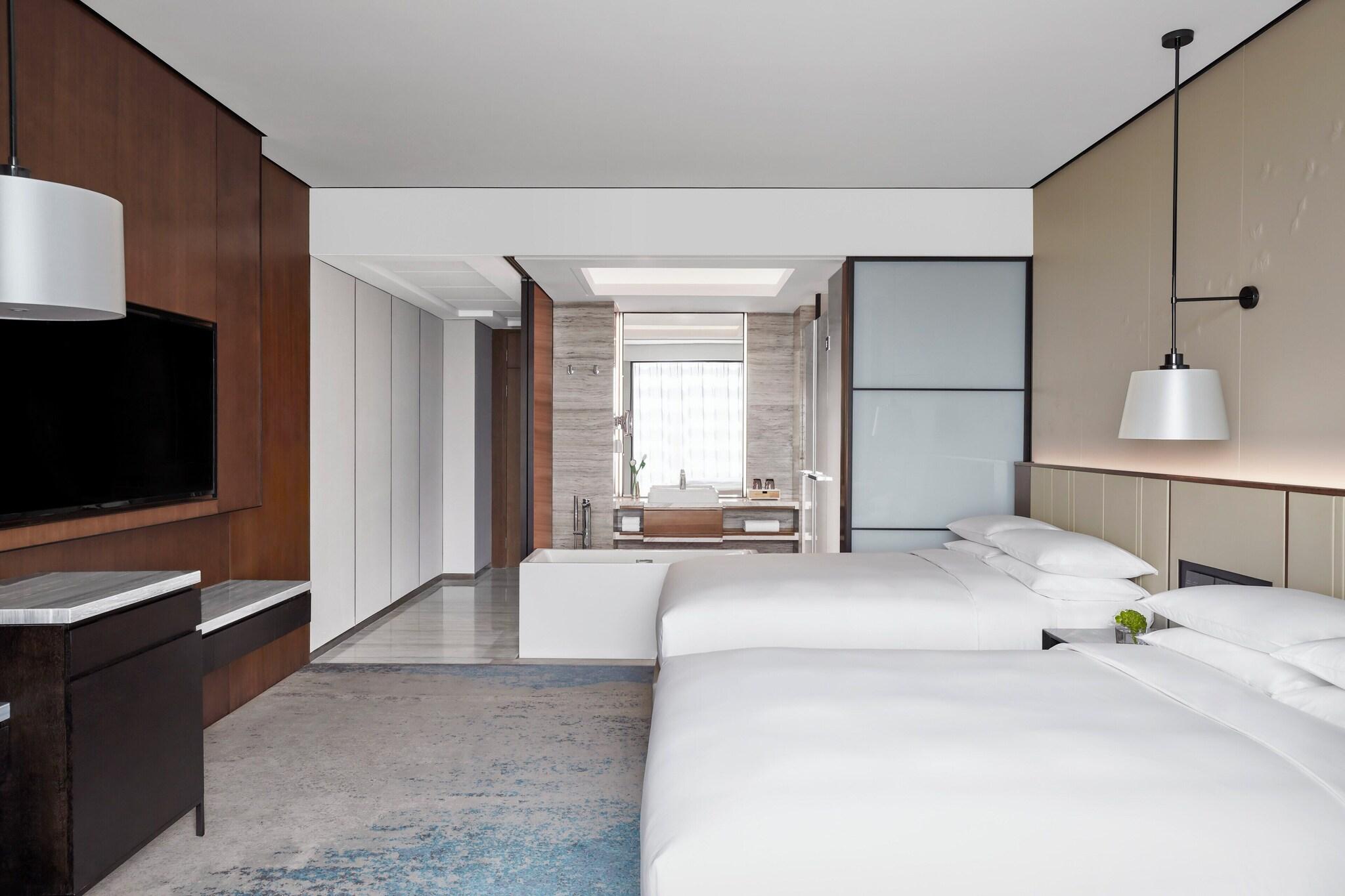 Double Executive 2 Double Beds