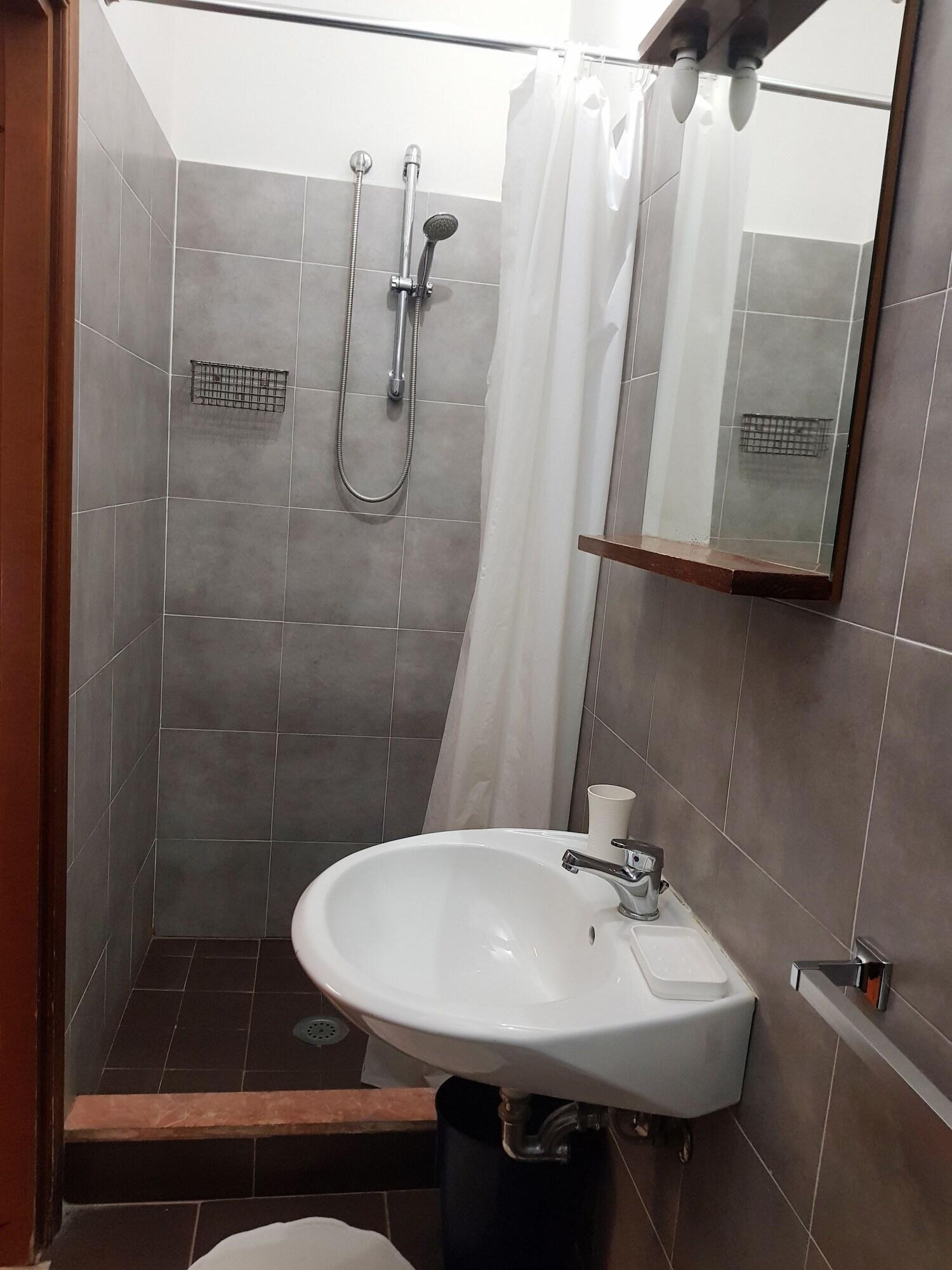 Double Queen Size Bed