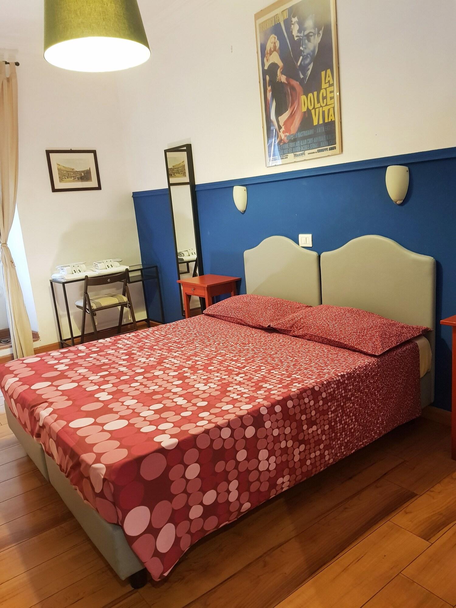 Double or Twin Deluxe Queen Bed