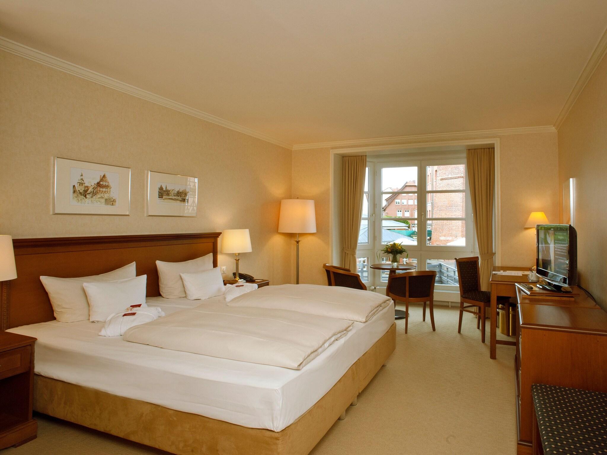 Double Superior King Bed