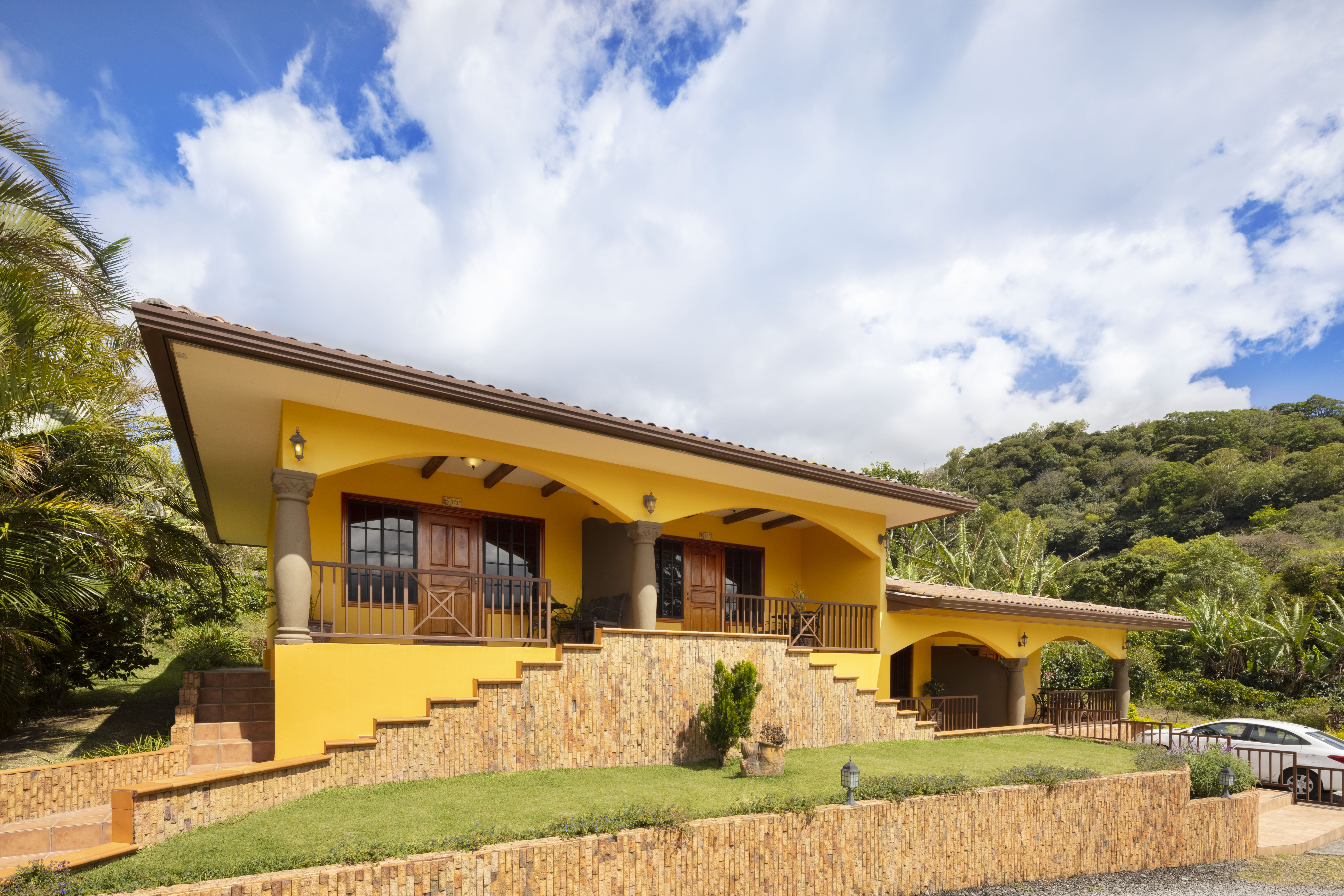 Room Deluxe Two Queen Beds