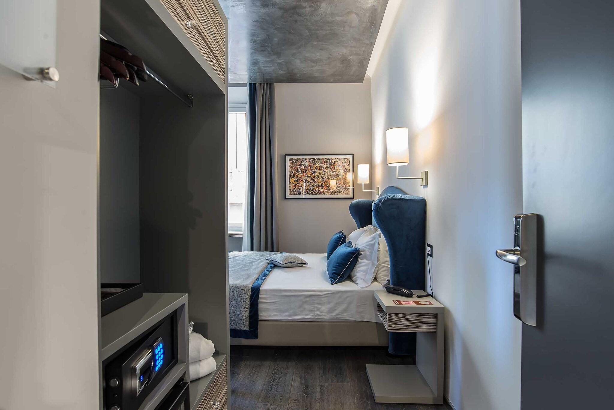 Double Superior Queen Bed