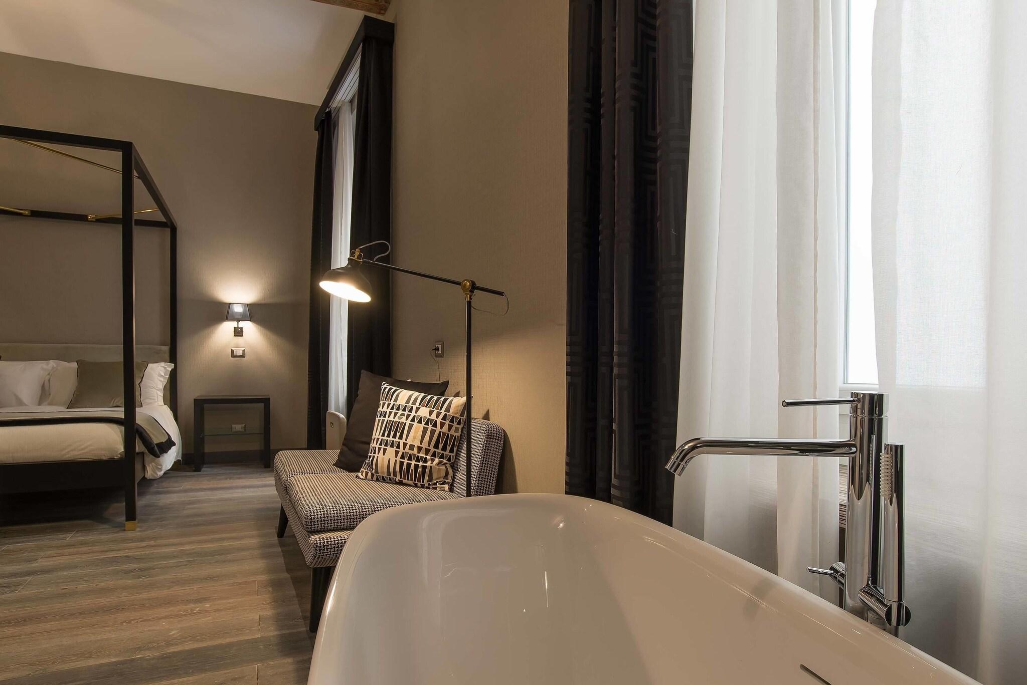 Double Deluxe Queen Bed