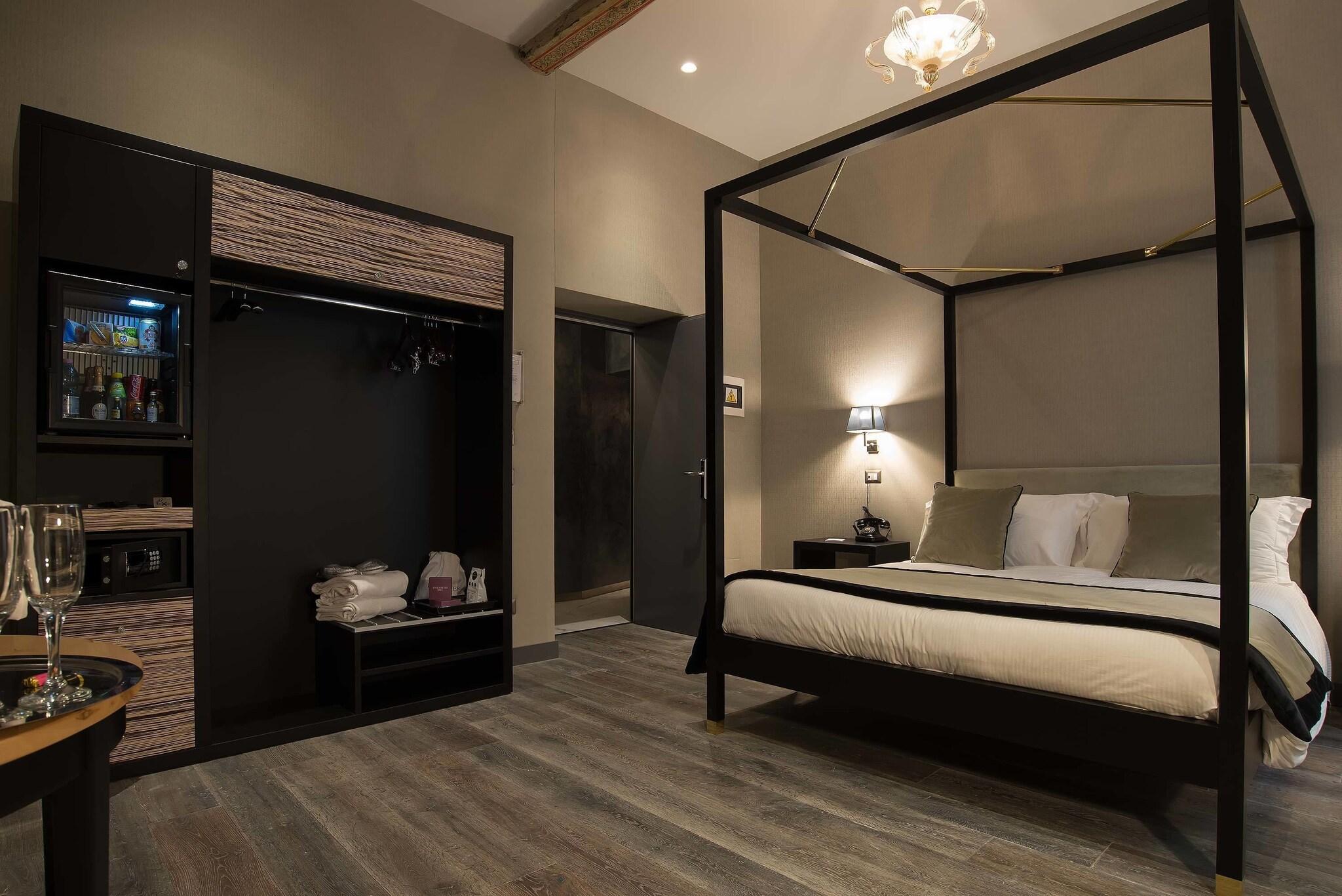 Double Deluxe Queen Bed