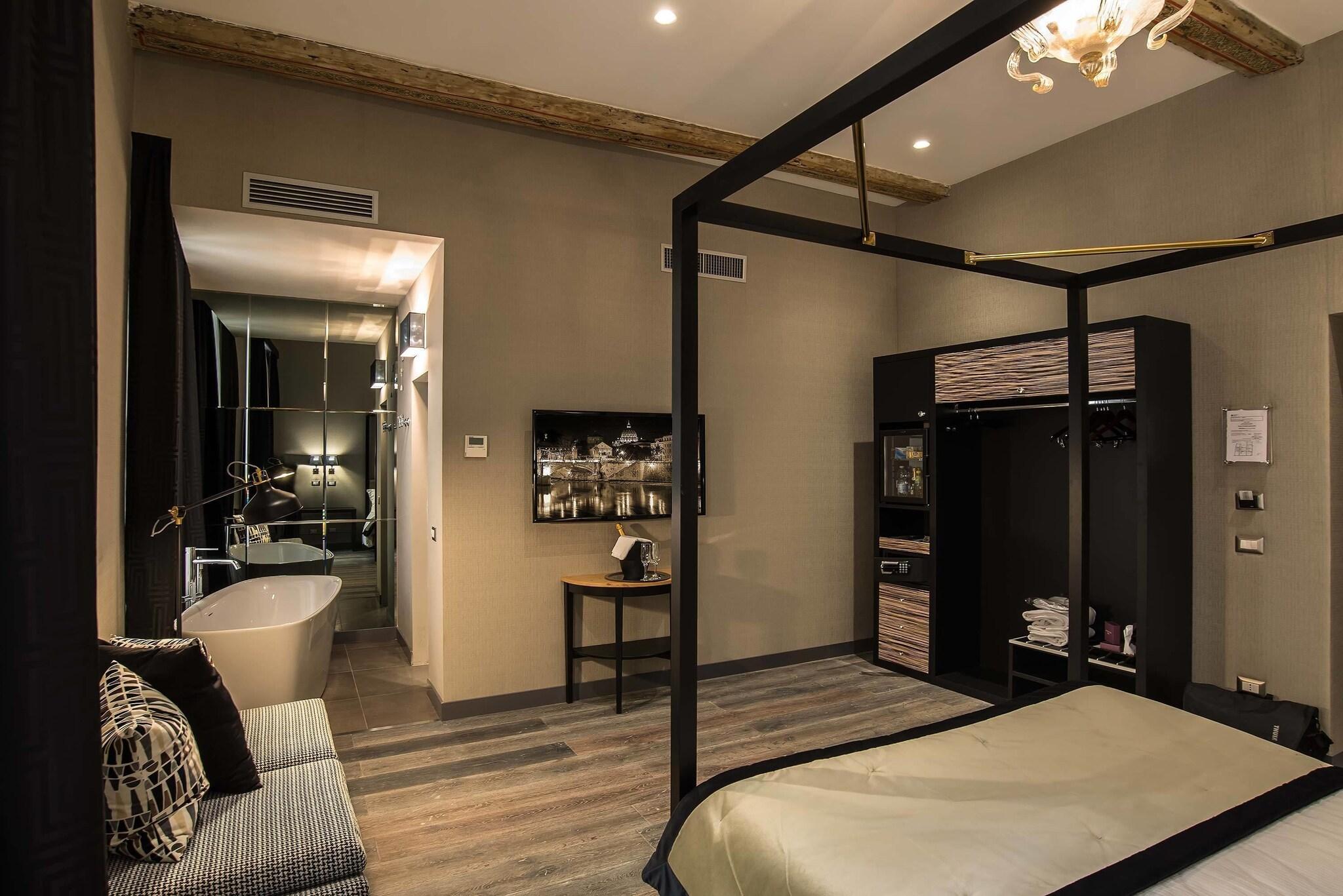 Double Deluxe Queen Bed