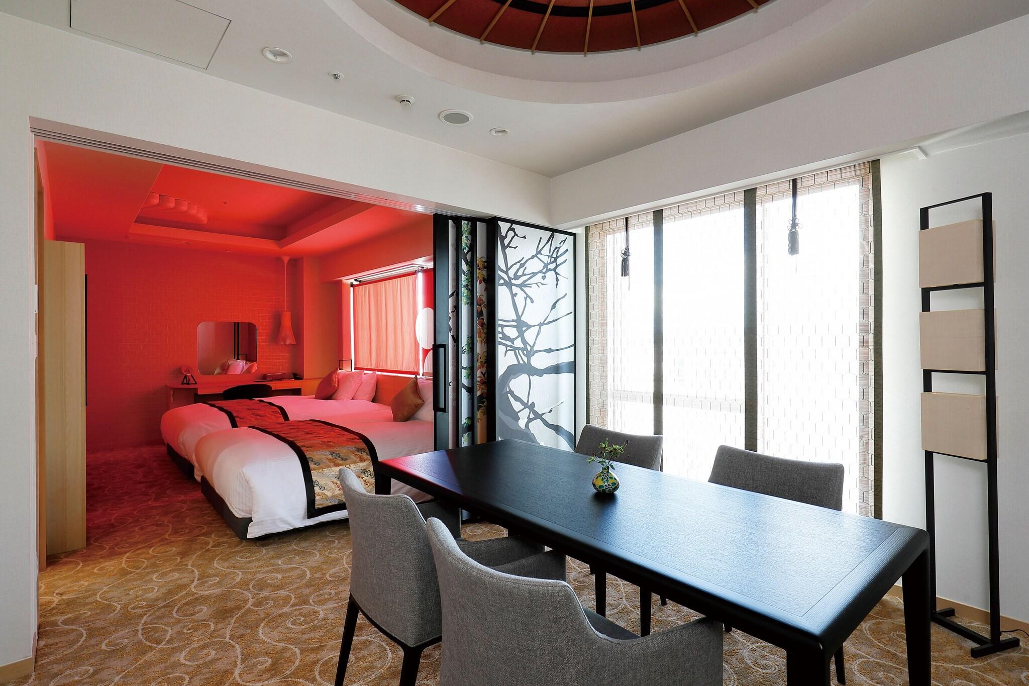 Suite Two Double Beds Non Smoking