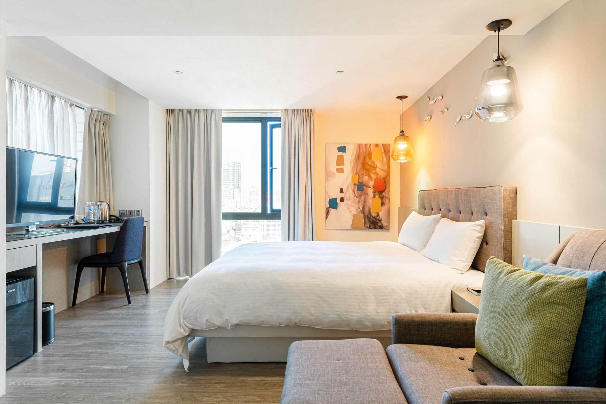 Double Queen Size Bed