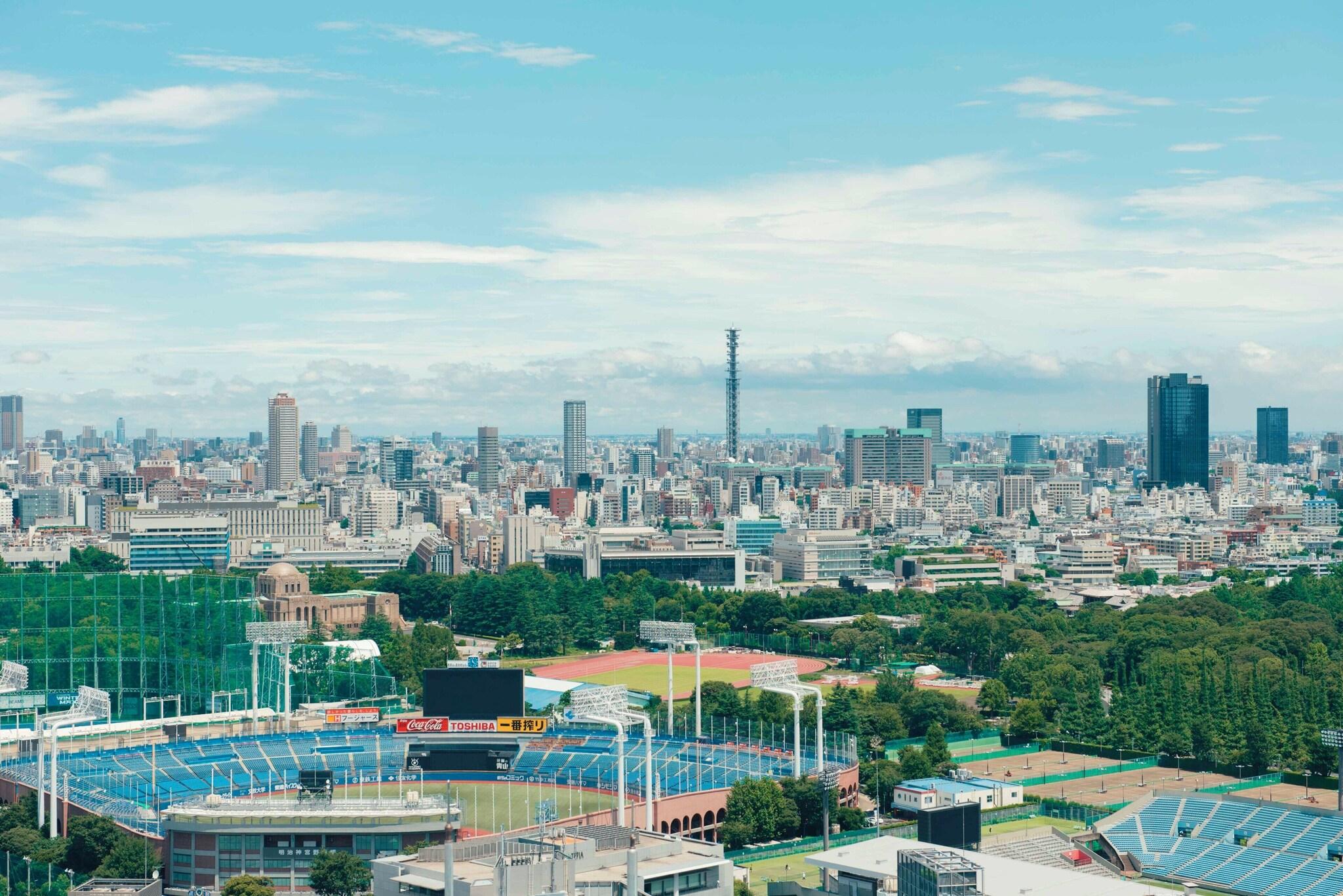 Double City View Queen Bed