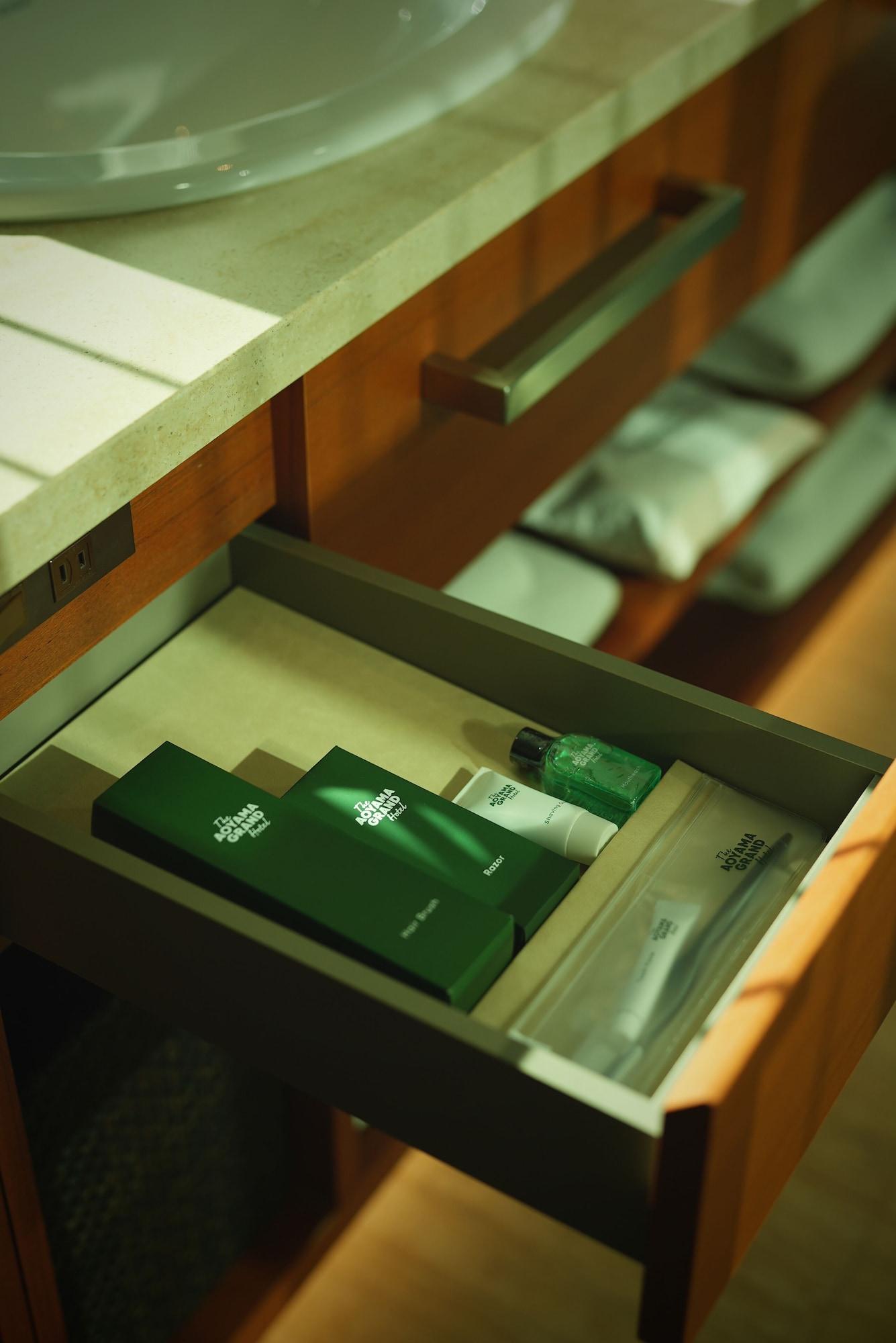 Family Room City View