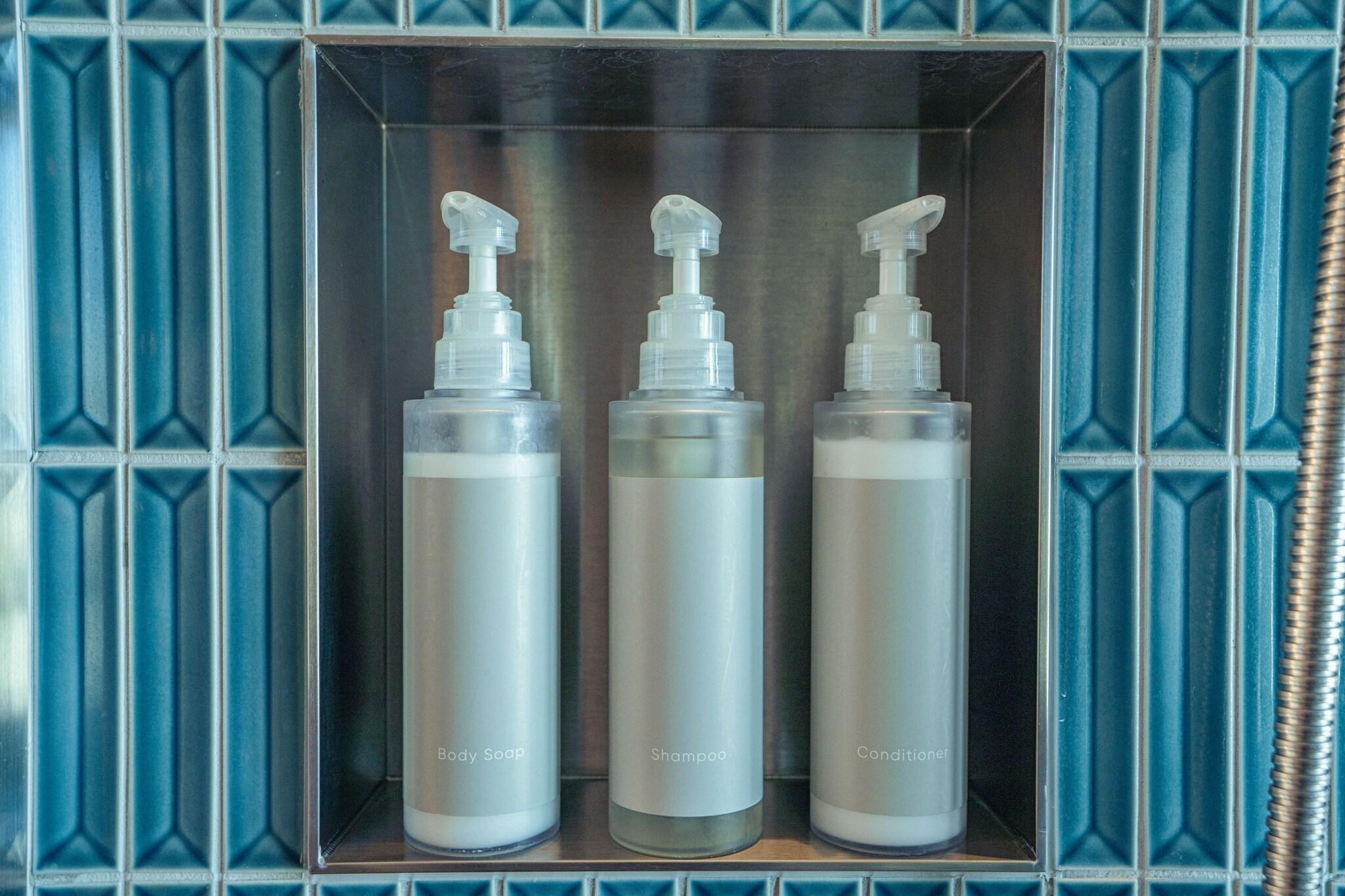 Double City View Queen Bed