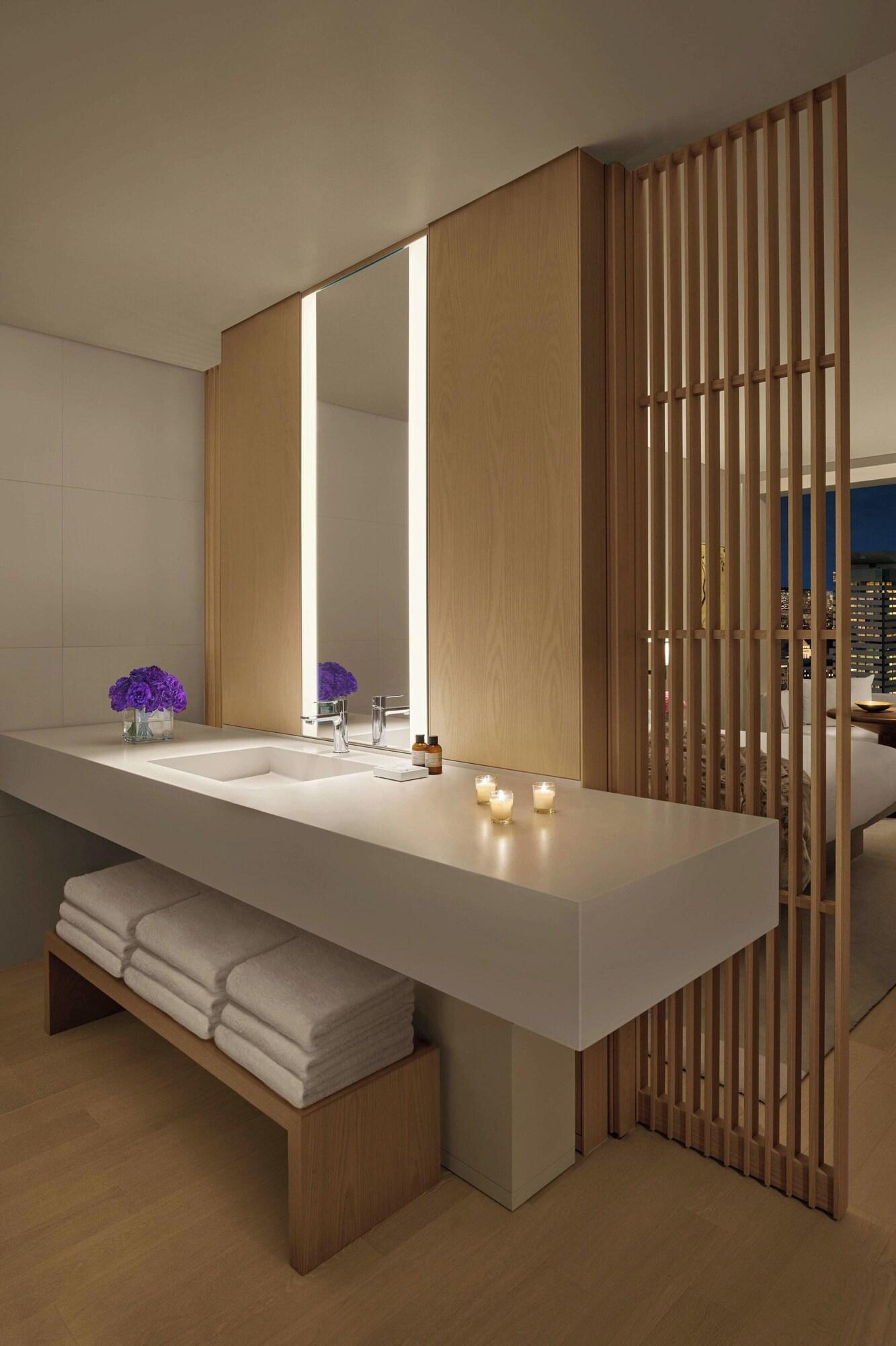 Double Premier King Bed