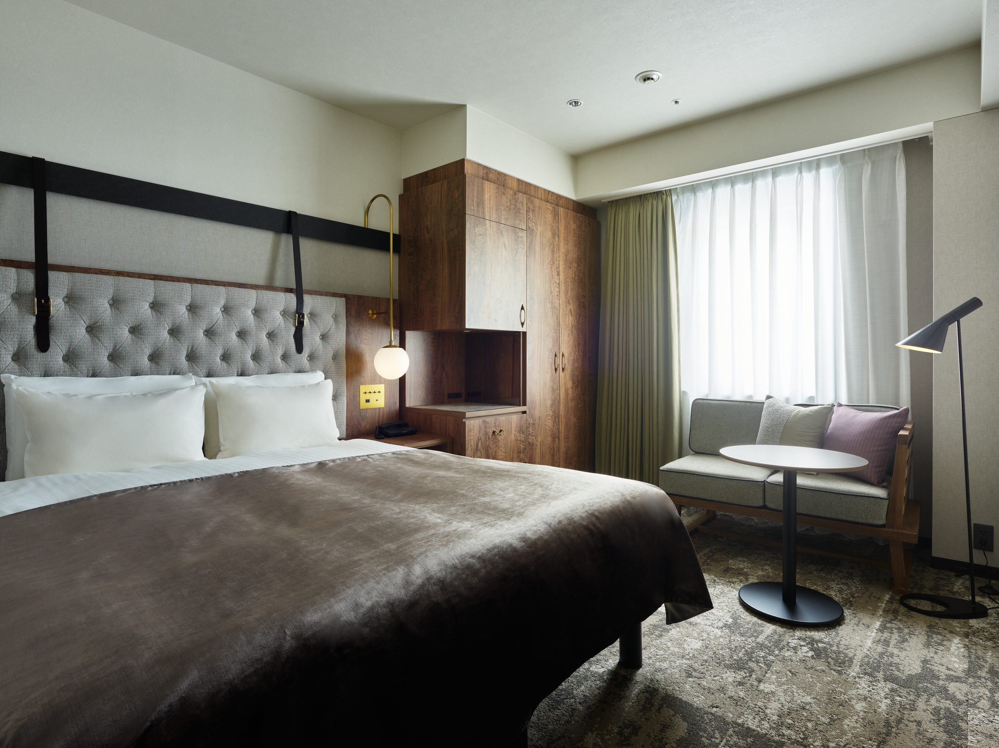 Double Queen Size Bed