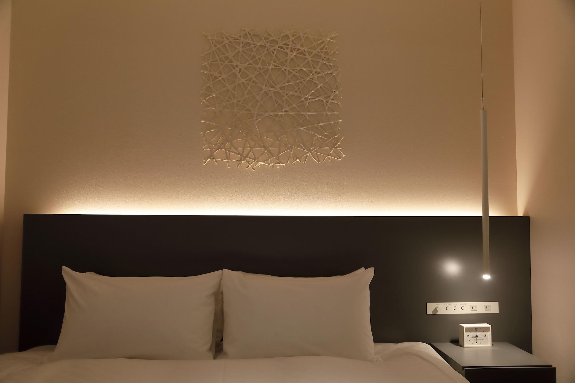 Double Superior Queen Bed