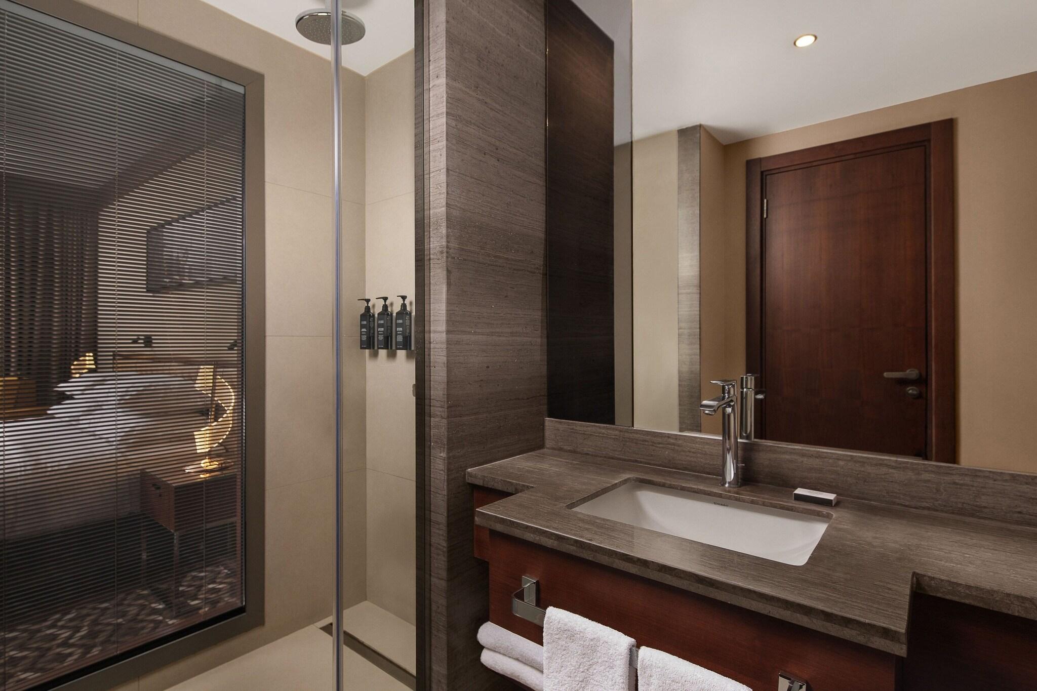 Double Premium King Bed