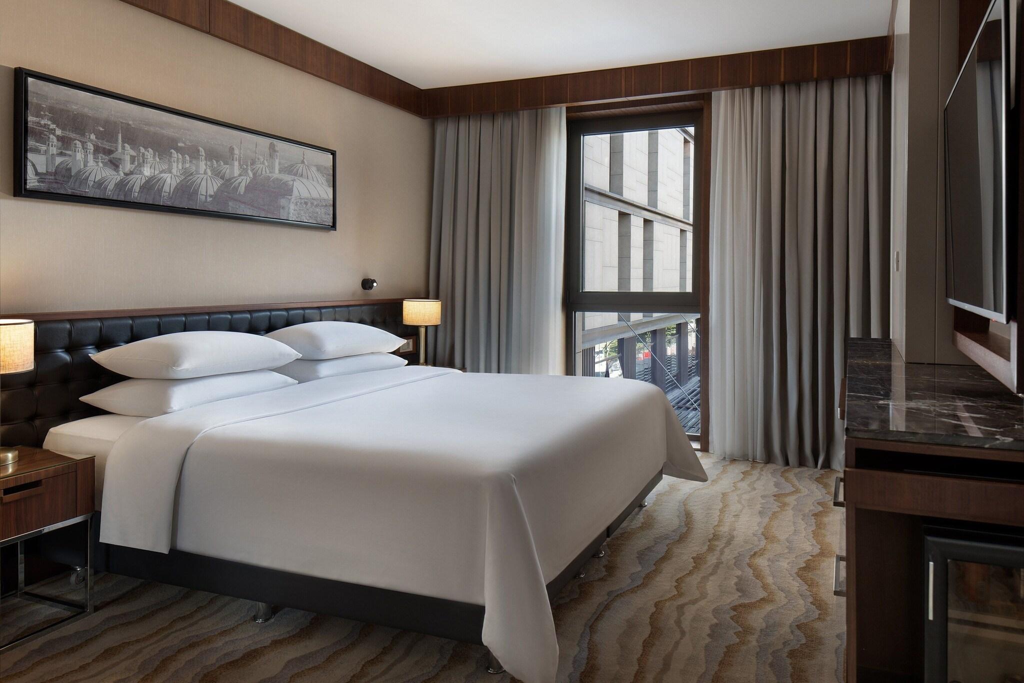 Double Executive King Bed