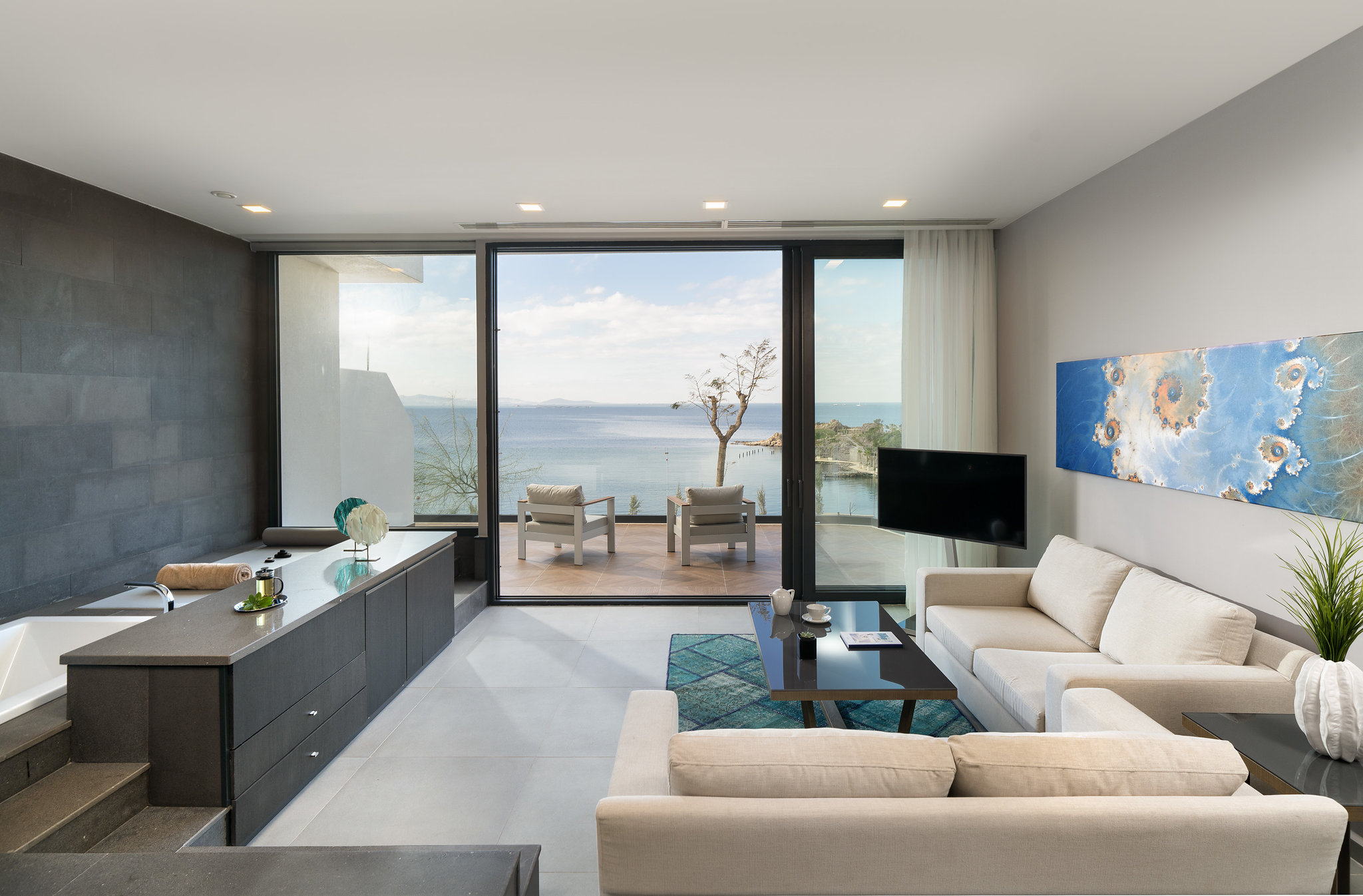 Junior Suite Sea View King Bed