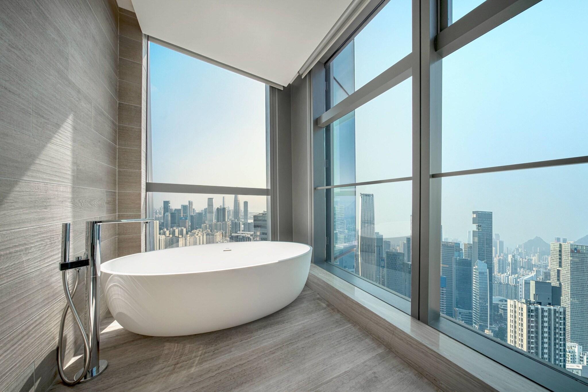 Suite Executive King Bed