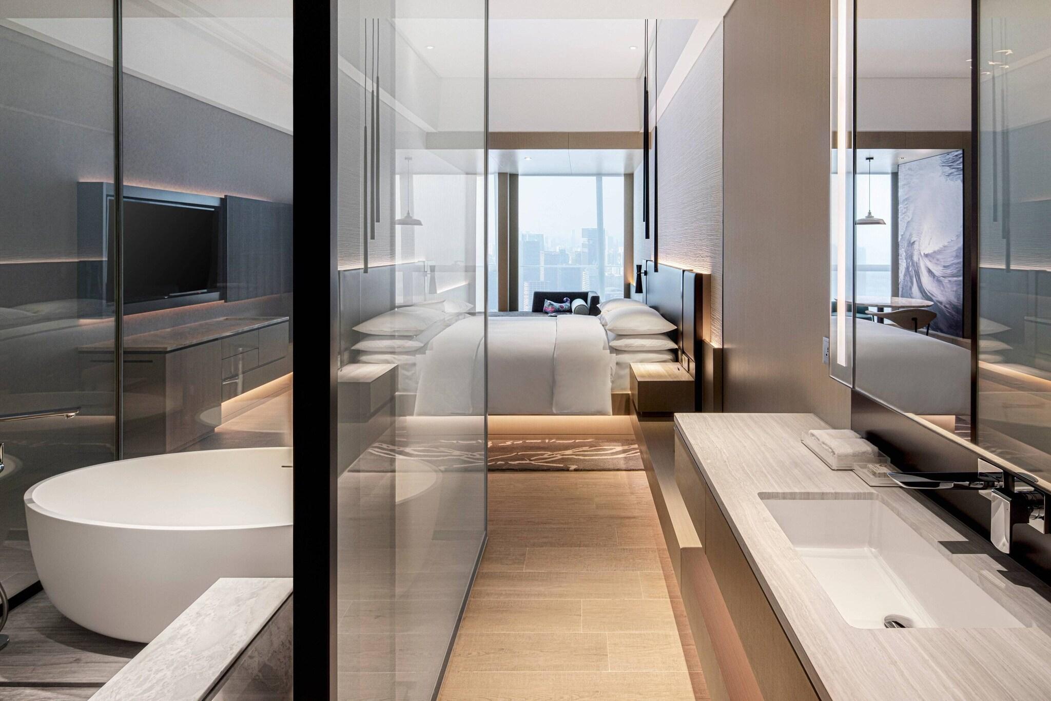 Double City View King Bed