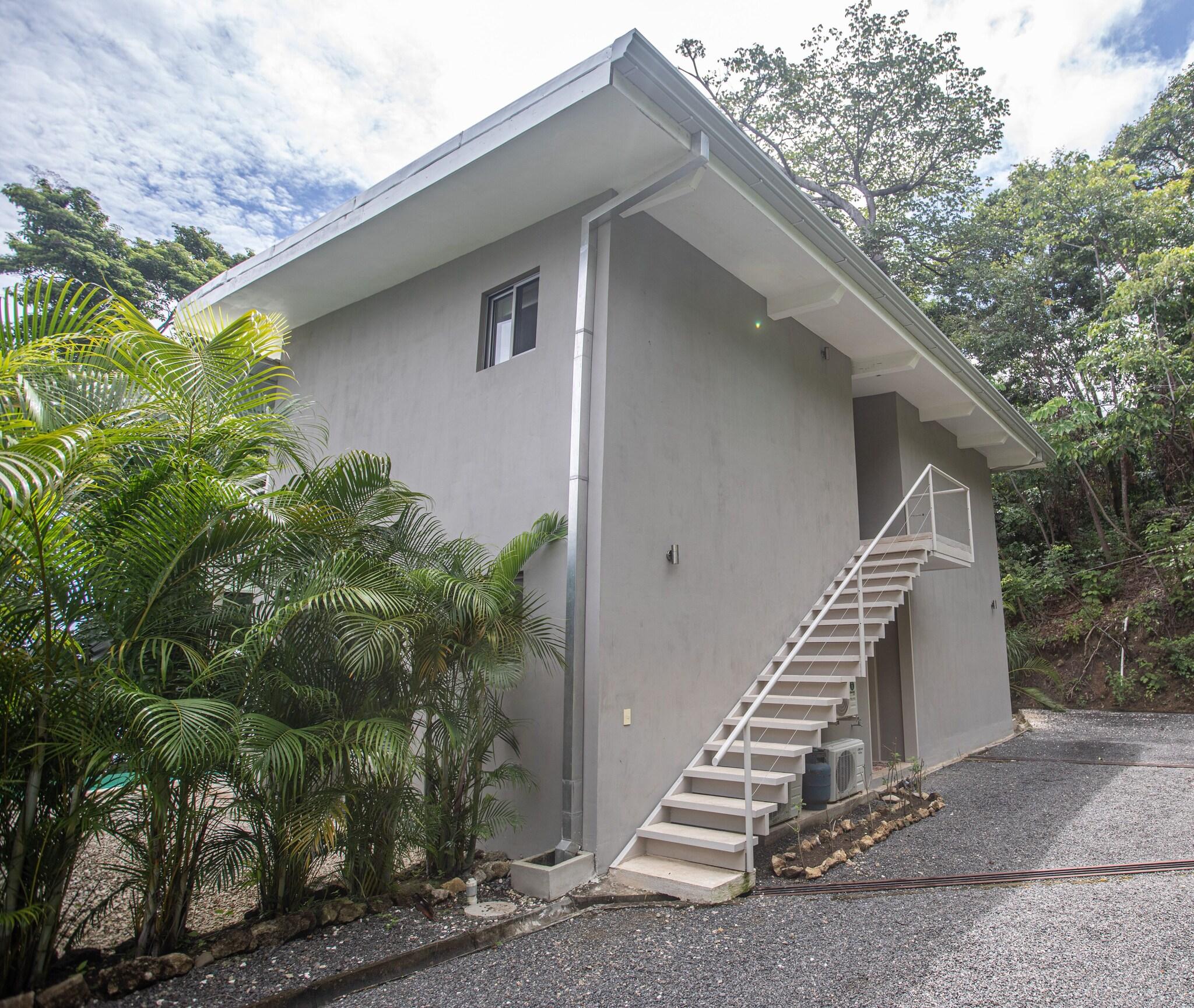 Studio King Size Bed