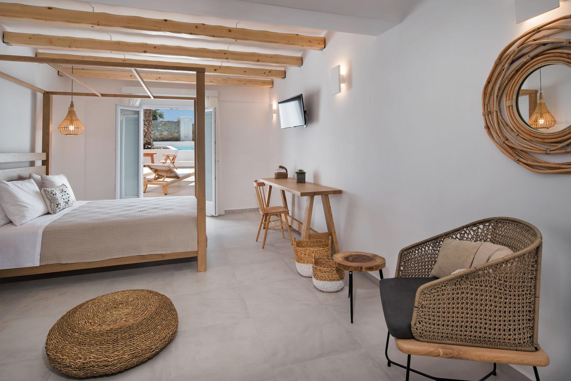 Suite with Private Pool