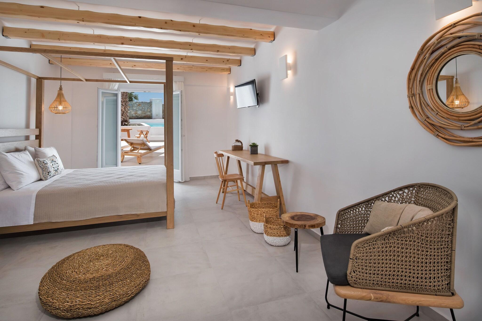 Suite with Private Pool