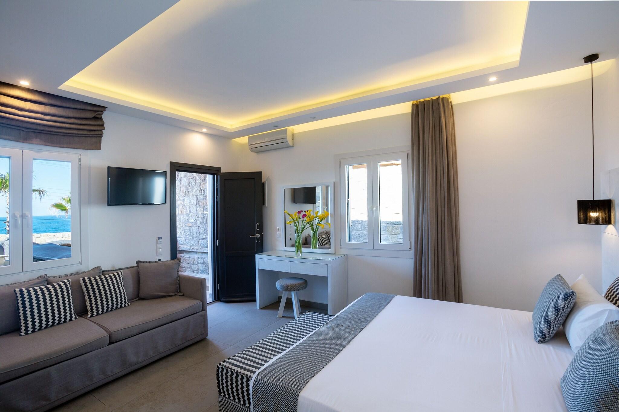 Junior Suite Sea View with Private Pool