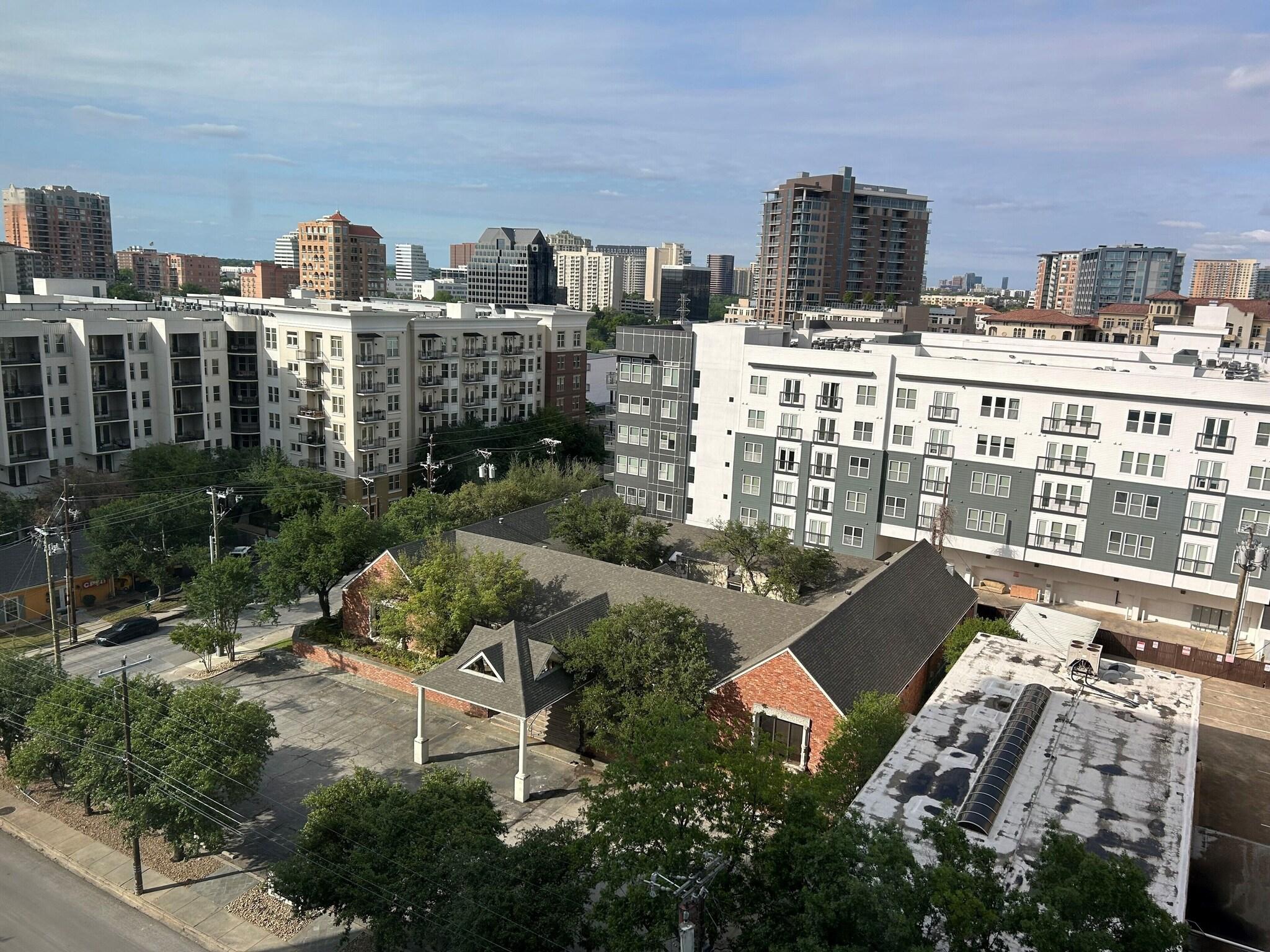 Double City View King Bed