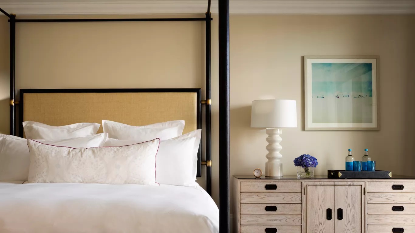 Suite Garden View King Bed