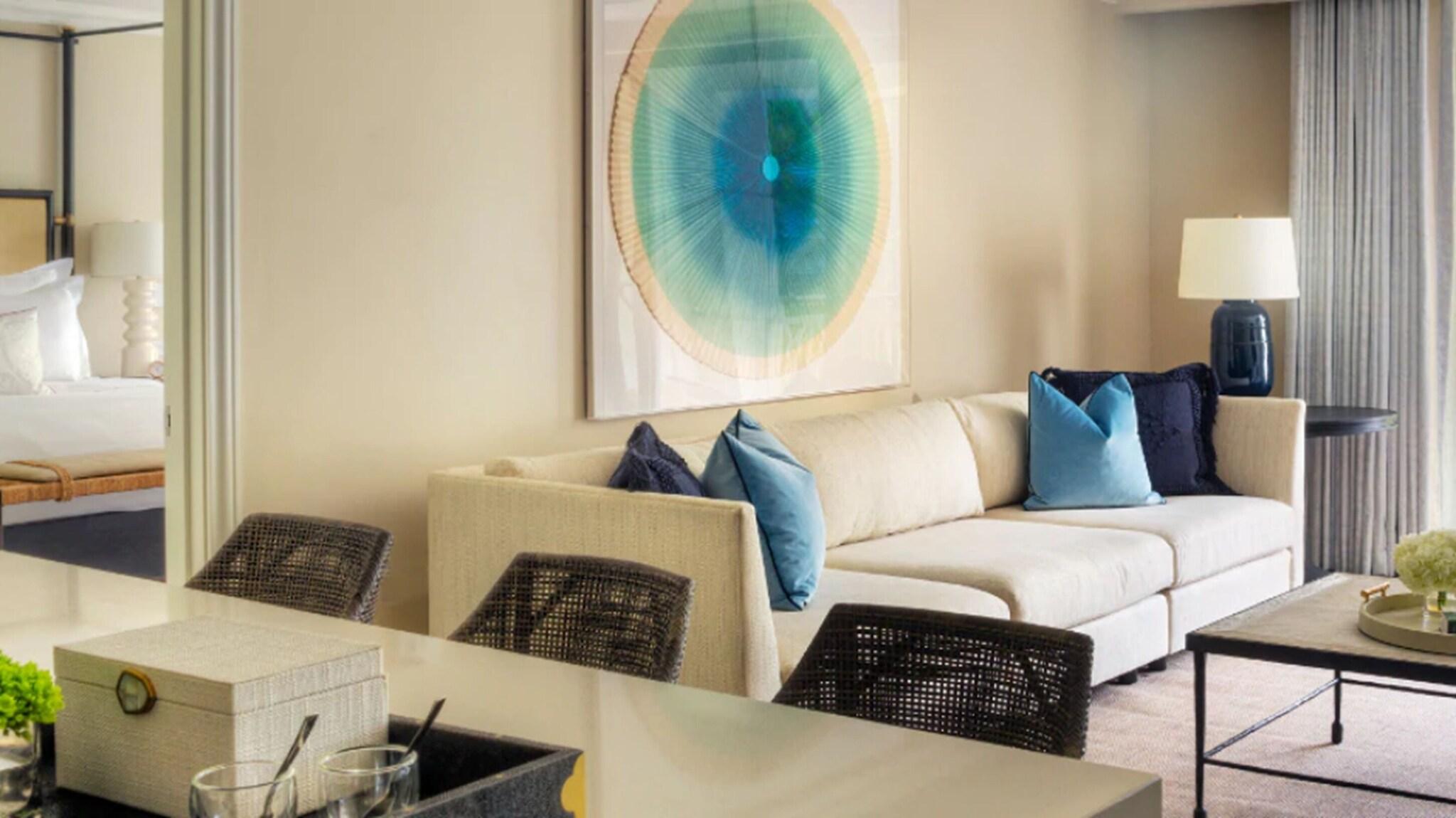 Suite Ocean View King Bed