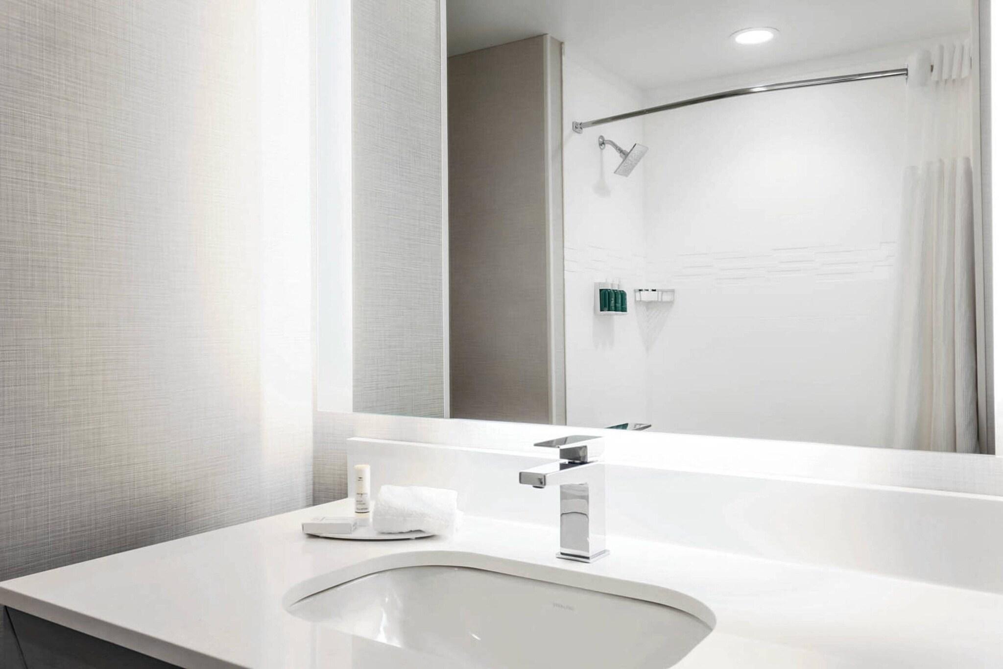 Studio King Size Bed